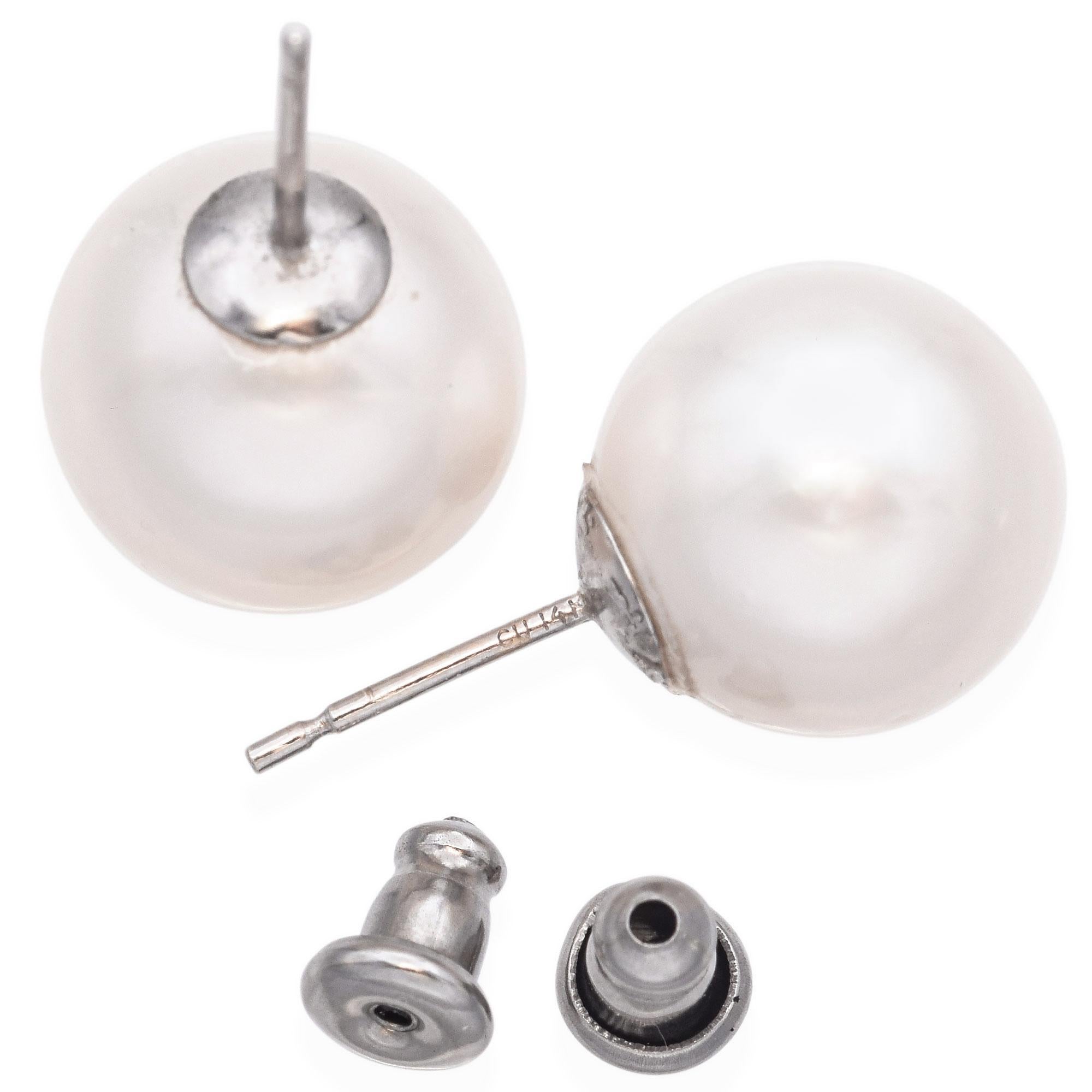 Vintage 14k White Gold Pearl Stud Earrings For Sale 1