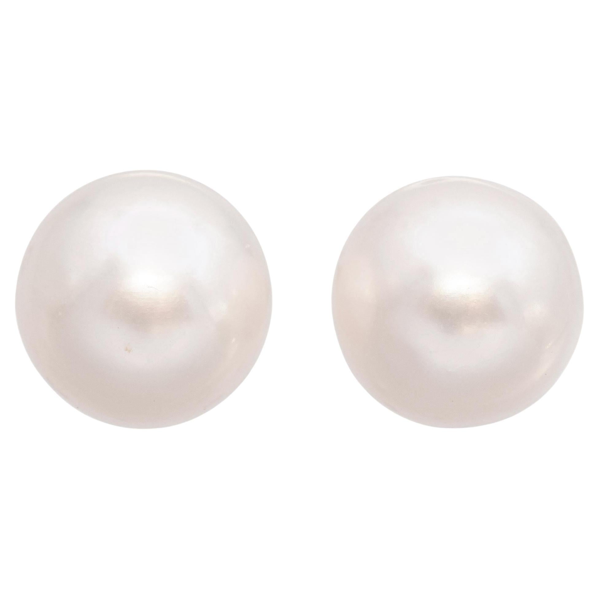 Vintage 14k White Gold Pearl Stud Earrings