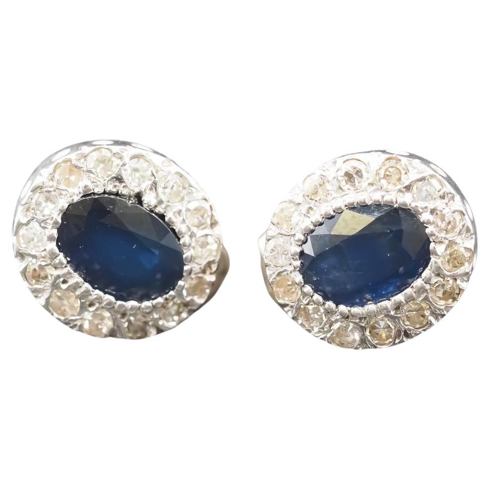 Pendientes vintage de oro blanco de 14 quilates con halo de zafiros y diamantes