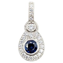 Colgante gota vintage de zafiro y diamantes en oro blanco de 14k