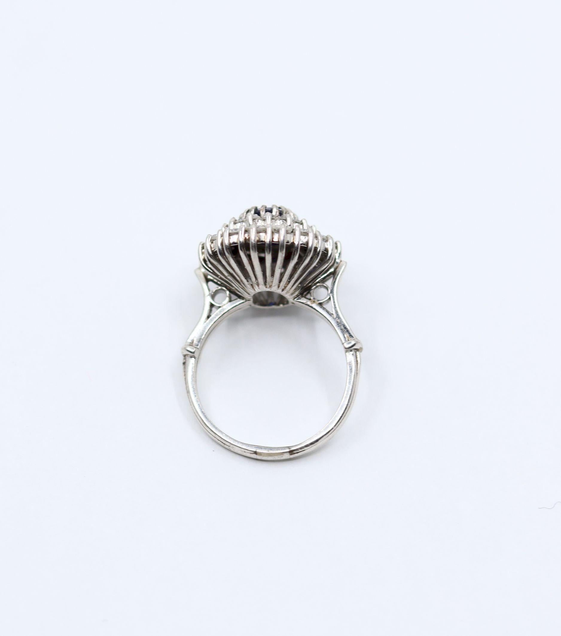 Vintage 14K White Gold Sapphire Diamonds Ring For Sale 5