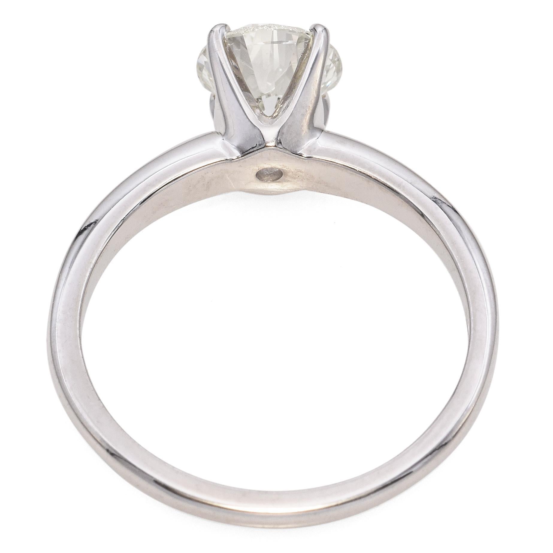 Anello Solitario d'epoca in oro bianco 14k In condizioni buone in vendita a New York, NY