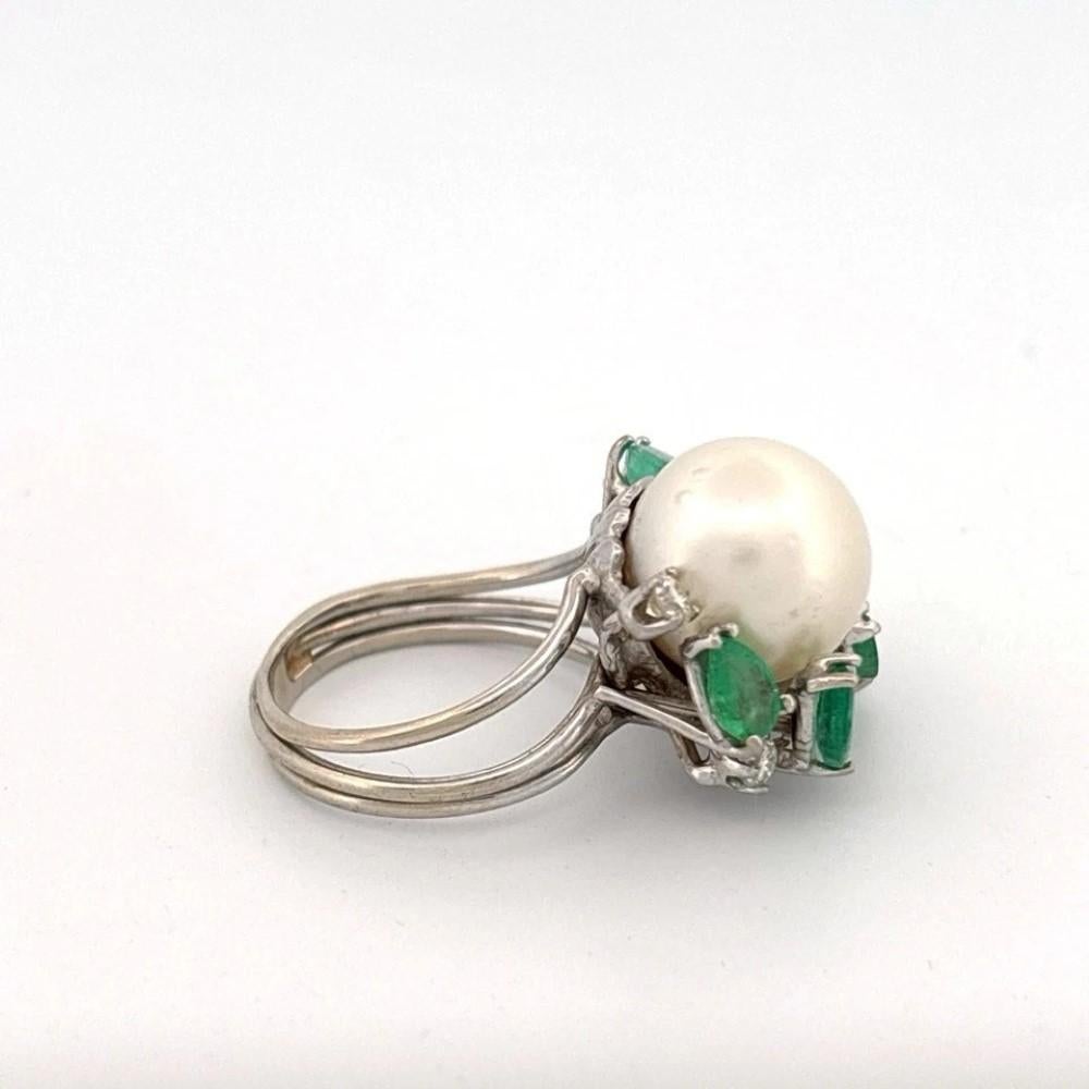 Vintage 14K White Gold South Sea Pearl, Emerald & Diamond Cocktail Ring In Fair Condition For Sale In Carmel By The Sea, CA