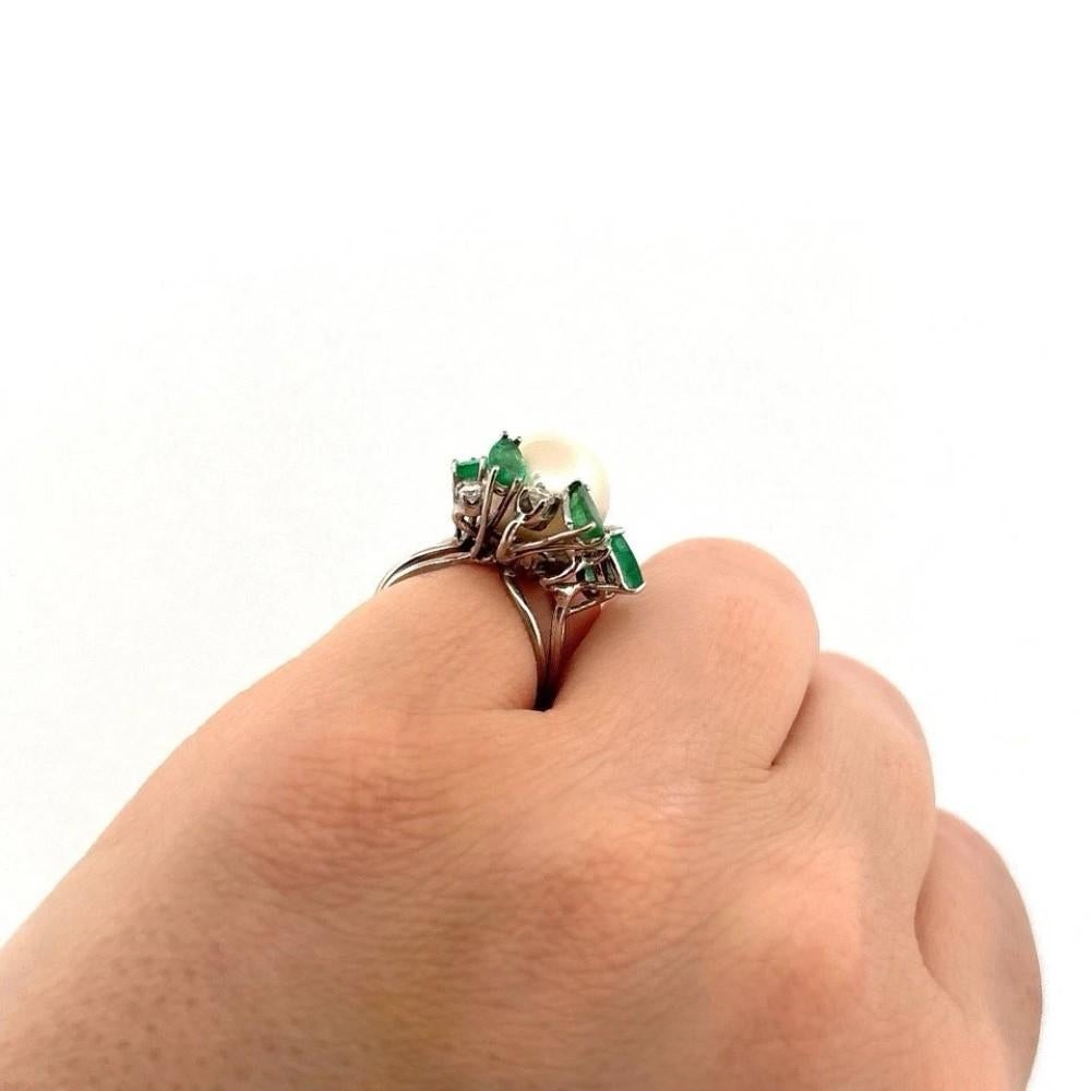 Women's Vintage 14K White Gold South Sea Pearl, Emerald & Diamond Cocktail Ring For Sale