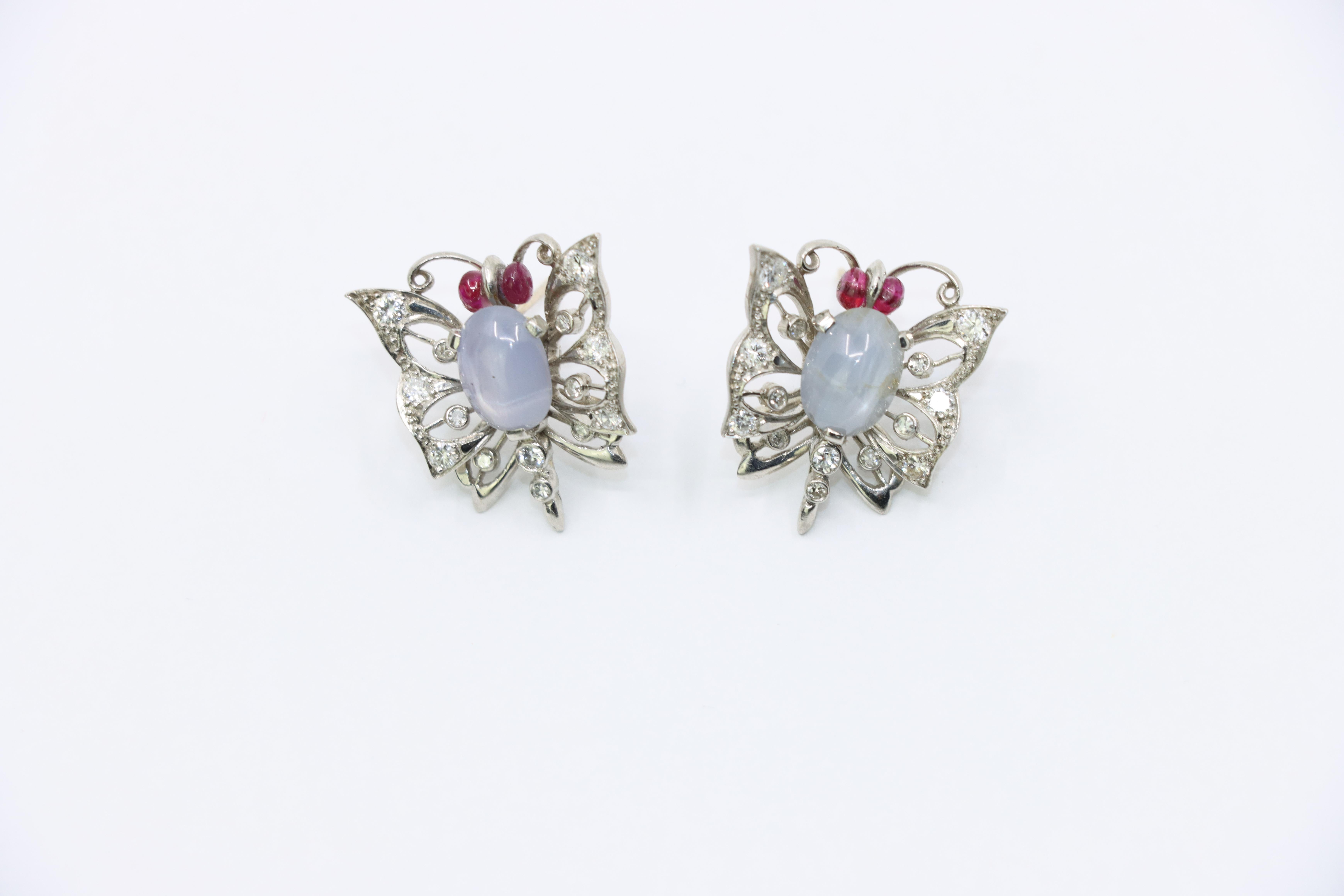 Vintage 14k White Gold Star Sapphire Agate Diamond Butterfly Earrings In Good Condition For Sale In Flushing, NY