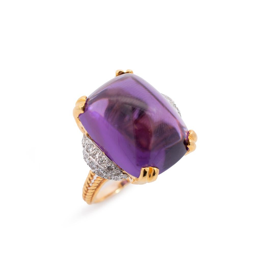 Genre : Mesdames

Type de métal : Or jaune et blanc 14K

Taille (US) : 7

Largeur de la tige : 20,89 mm se rétrécissant à 2,55 mm

Diamètre : 19,97 mm

Poids : 11,30 grammes

Cette magnifique bague de cocktail présente une améthyste solitaire de