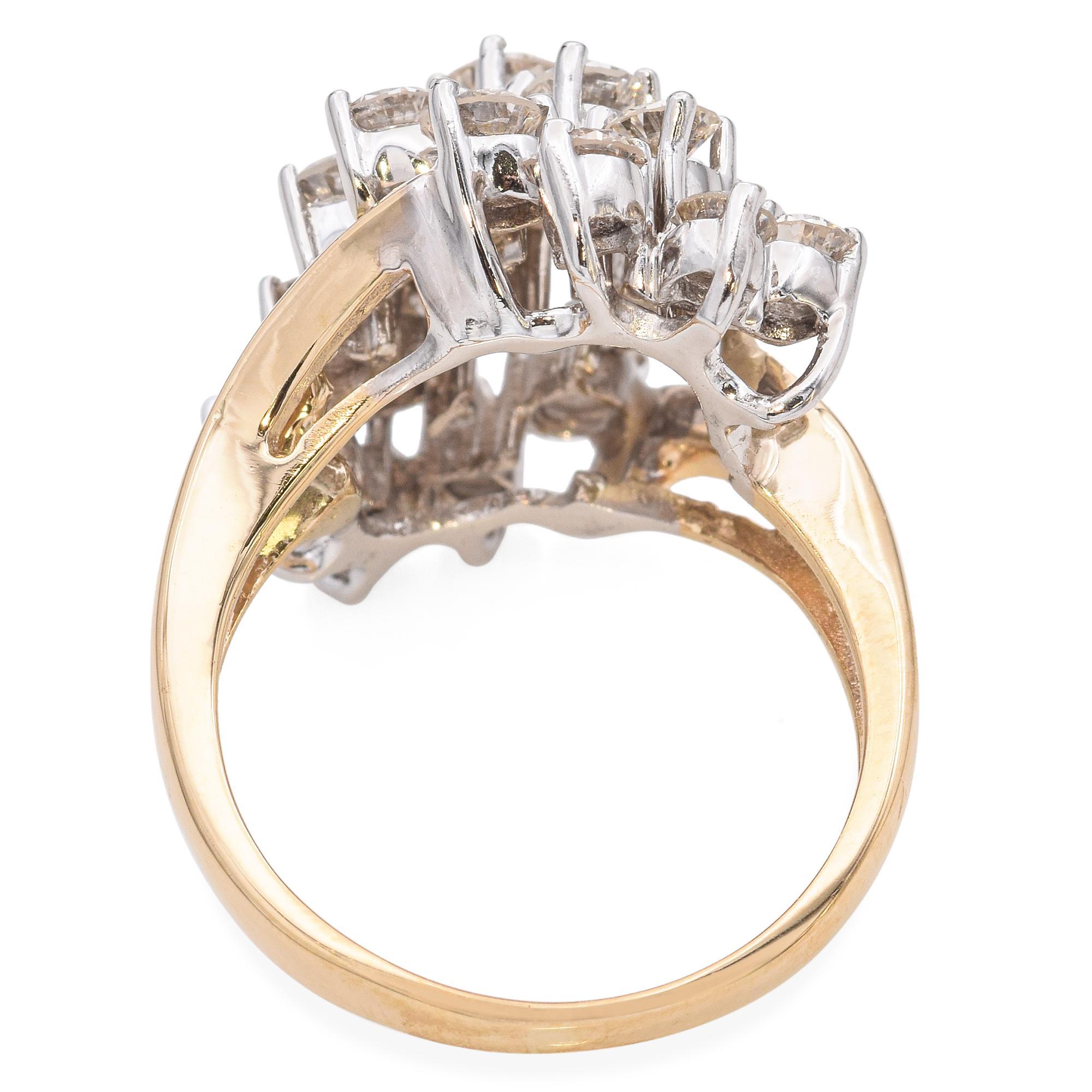 Donna Anello Vintage in oro giallo e bianco 14k con cascata di diamanti da 2,25tcw in vendita