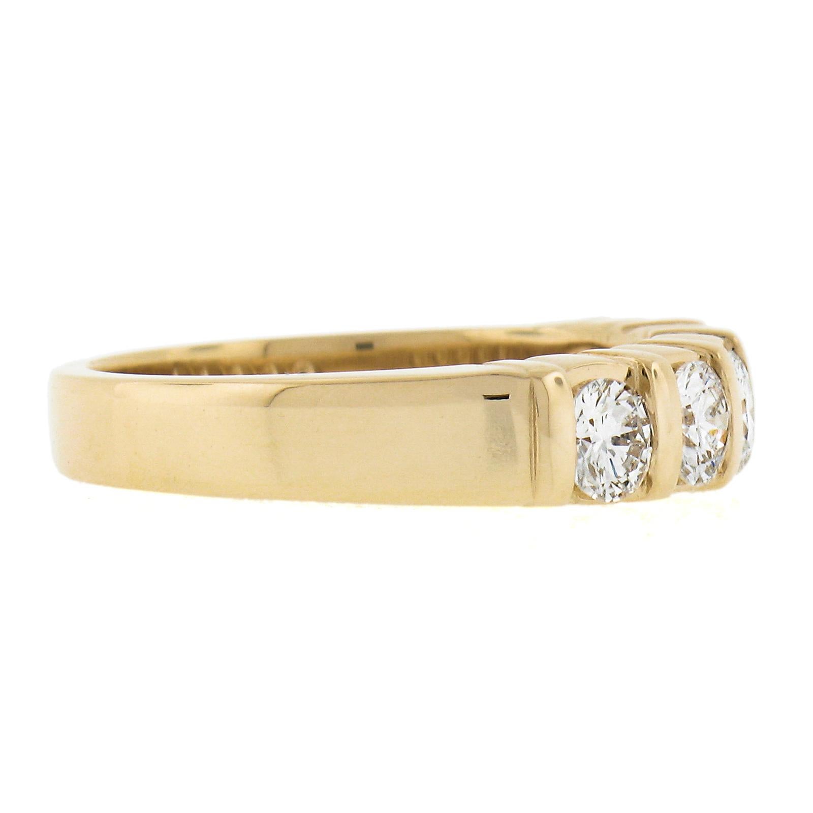 Women's Vintage 14k Yellow Gold 0.85ctw Diamond Channel Bar 5 Stone Wedding Band Ring For Sale