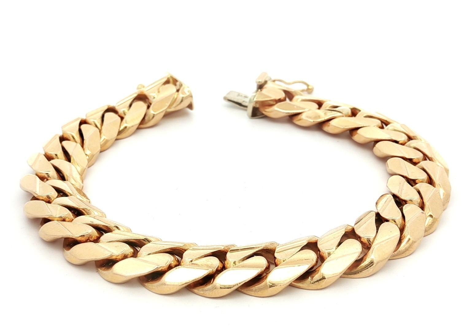 Bracciale d'epoca in oro giallo 14k con maglie cubane larghe 10,2 mm e chiusura a pressione In condizioni buone in vendita a Montclair, NJ