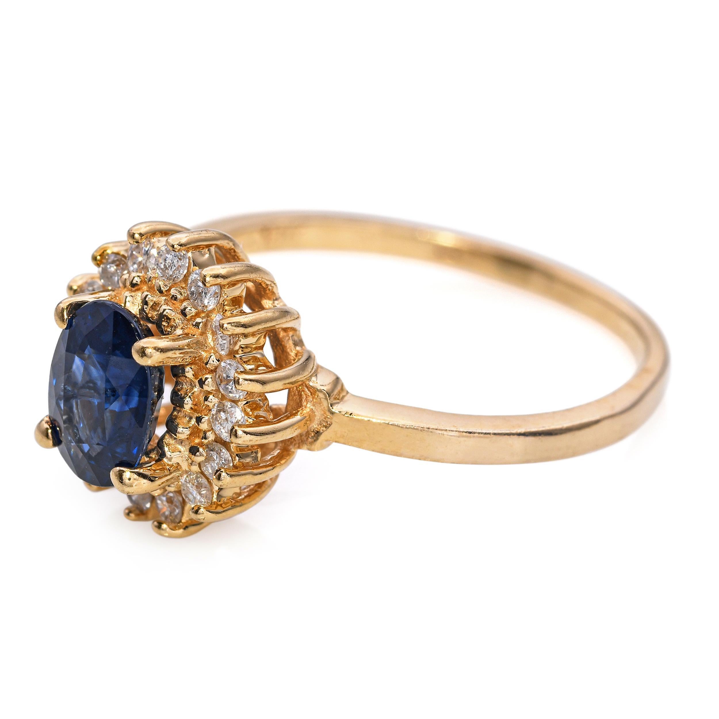 Vintage 14k Gelbgold 1,05ct Saphir Ring und Diamant Halo Ring im Zustand „Gut“ im Angebot in New York, NY