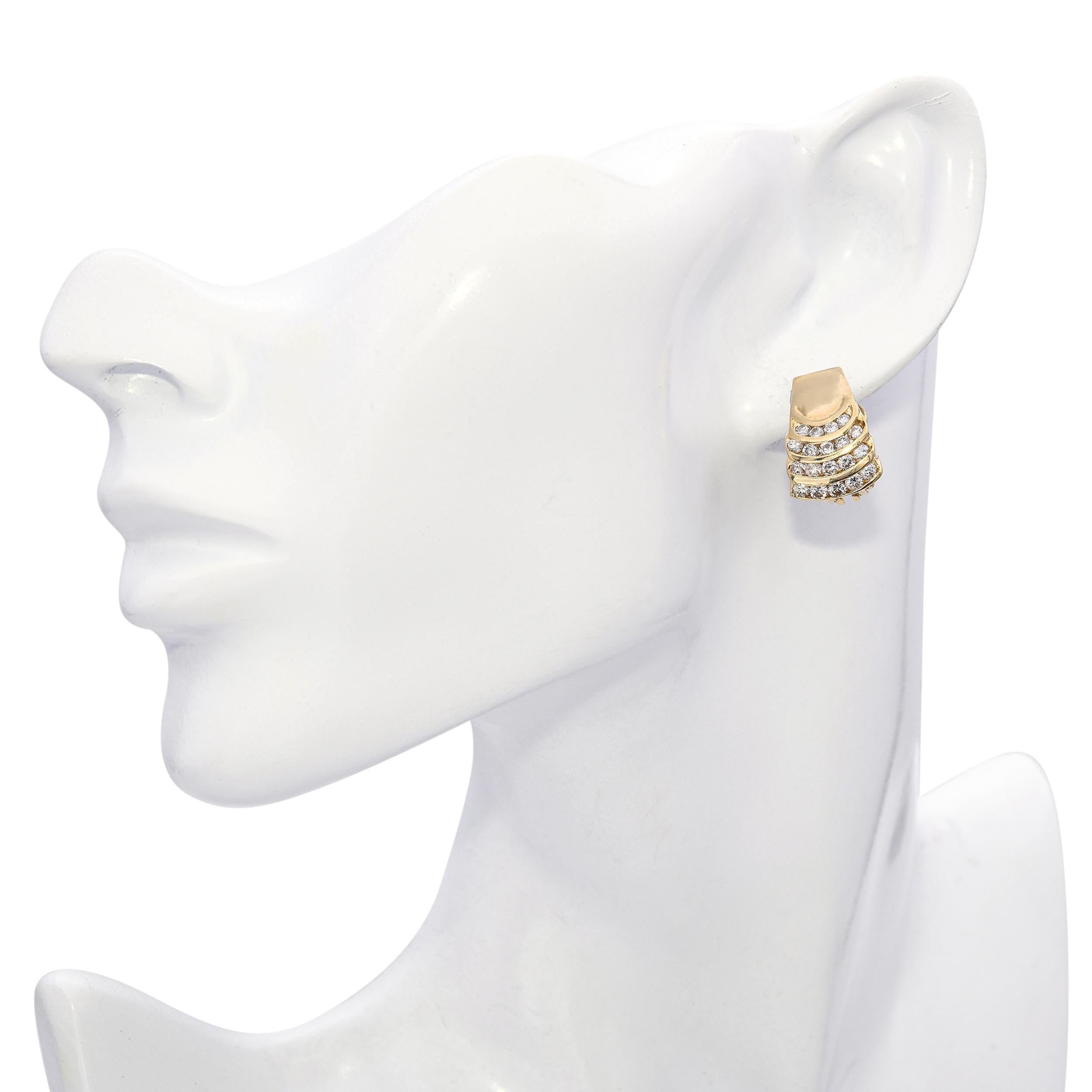 Retro Vintage 14k Yellow Gold 1.14tcw Diamond Earrings For Sale