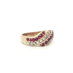 Vintage 14k Yellow Gold 1.20ctw High Quality Ruby & Diamond 4 Row Wavy Band Ring