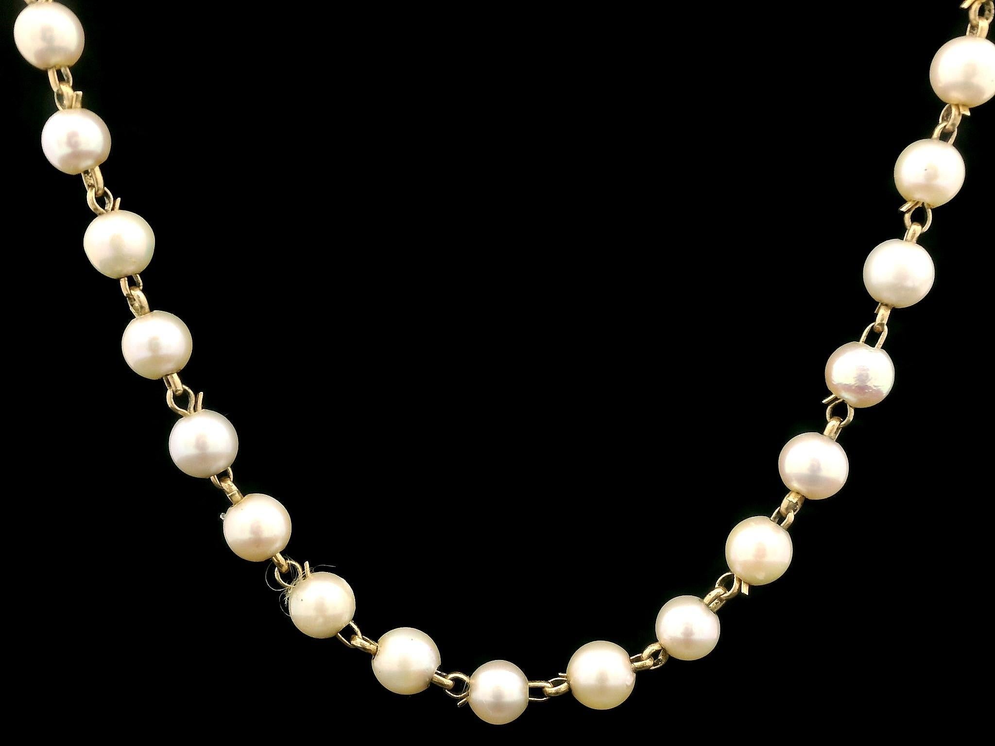 Donna Vintage 14k Yellow Gold 13.5