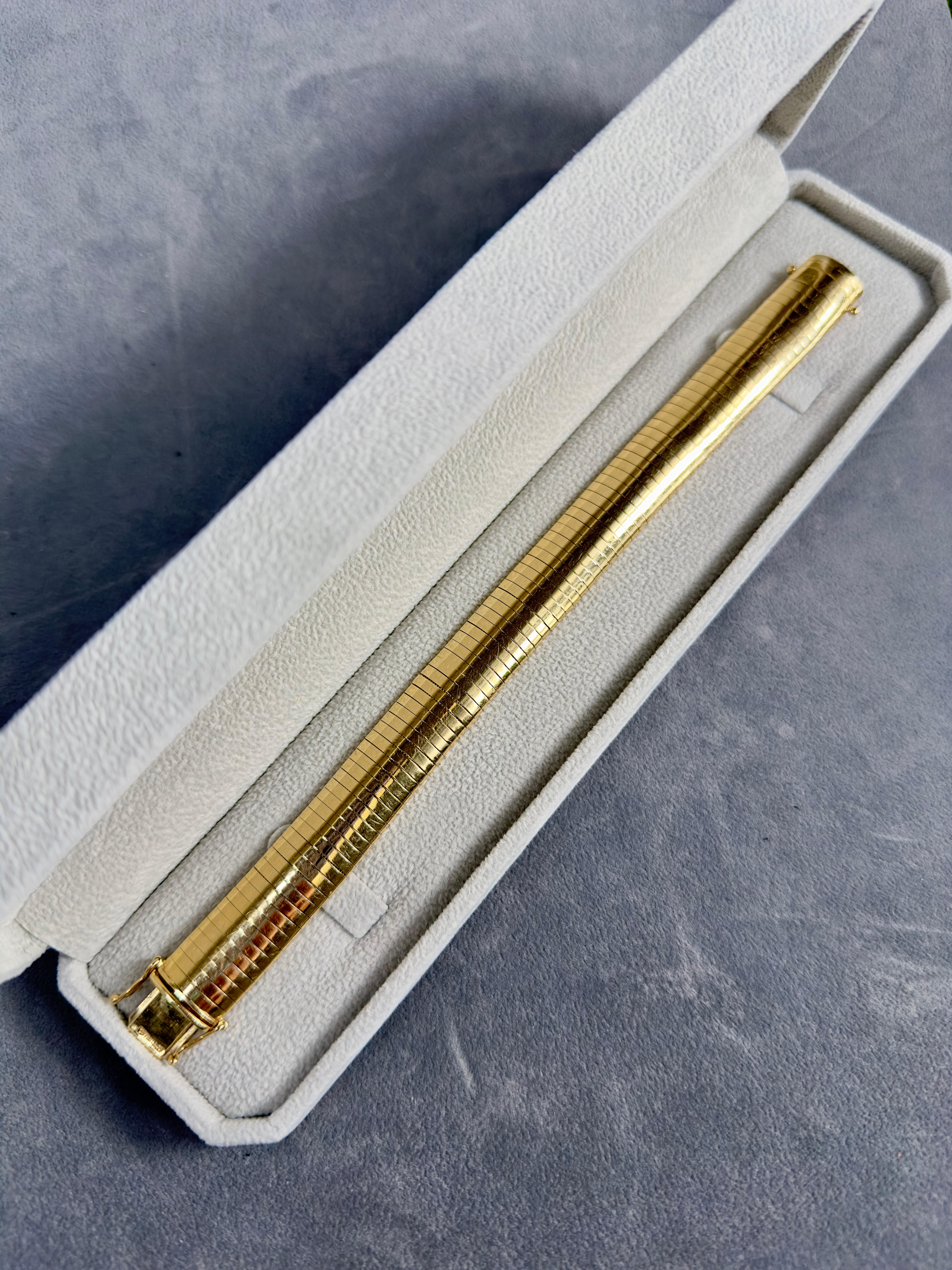Vintage 14k Yellow Gold 13.8mm Omega Flex Bangle Bracelet 6