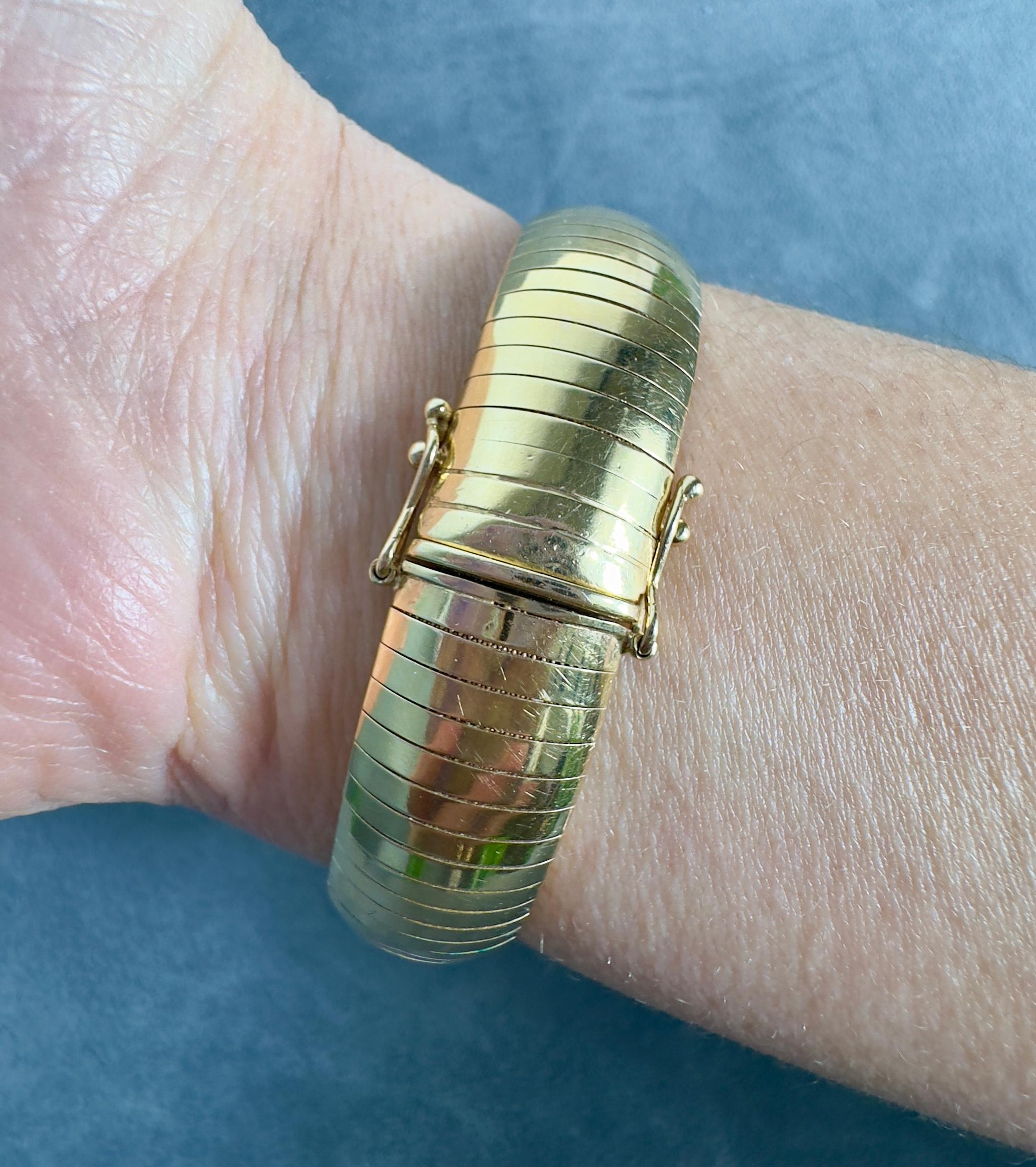 Vintage 14k Yellow Gold 13.8mm Omega Flex Bangle Bracelet 5
