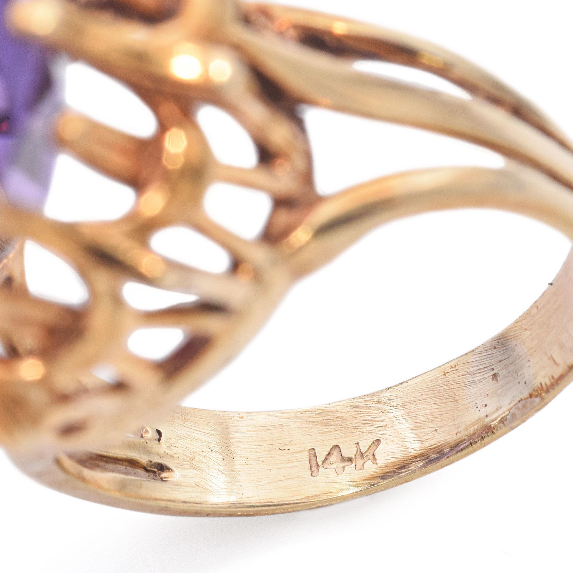 Vintage 14K Yellow Gold 15 Ct. Amethyst Cocktail Ring For Sale 1