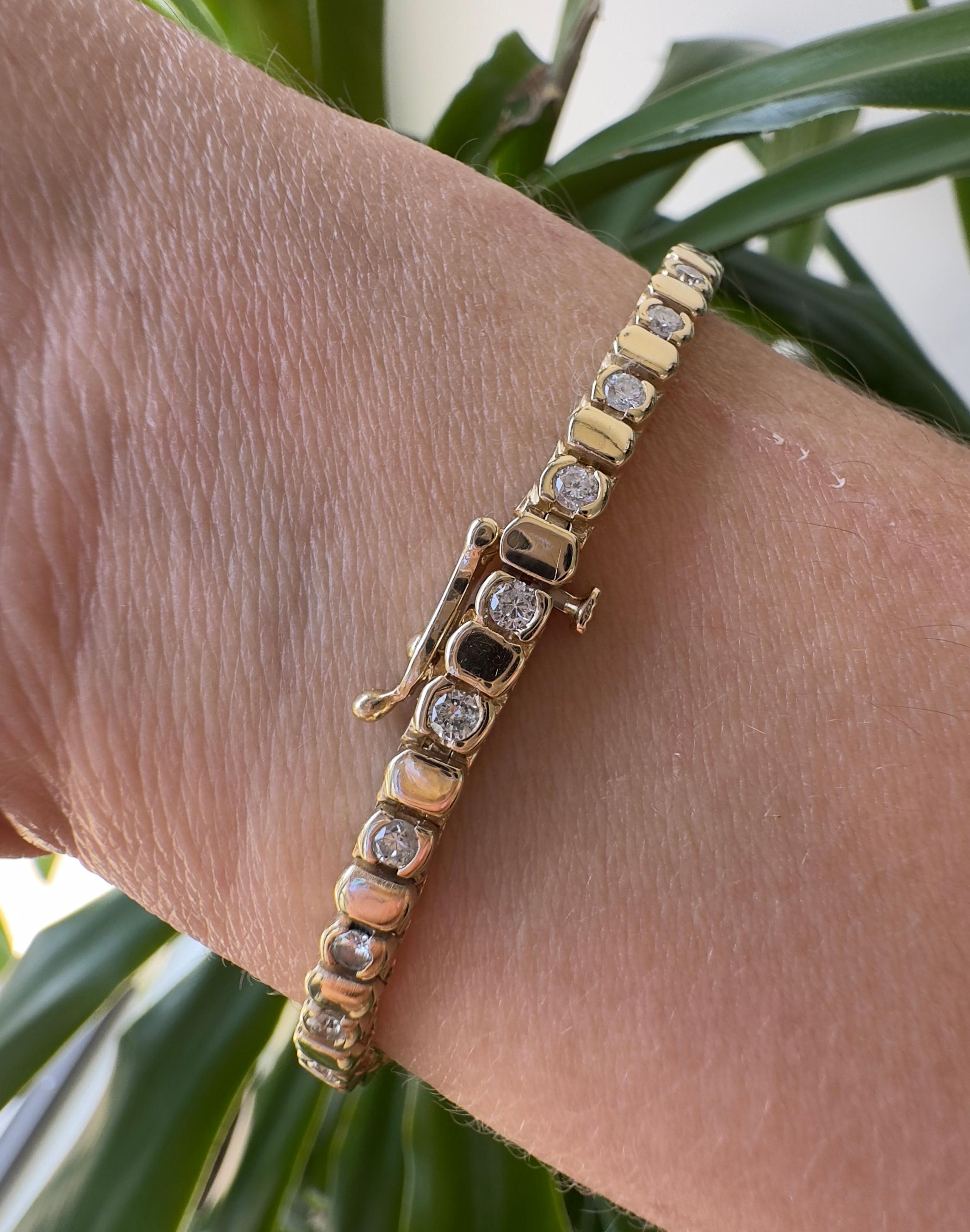 Pulsera de diamantes vintage de oro amarillo de 14k de 1,50 CTW en venta 1
