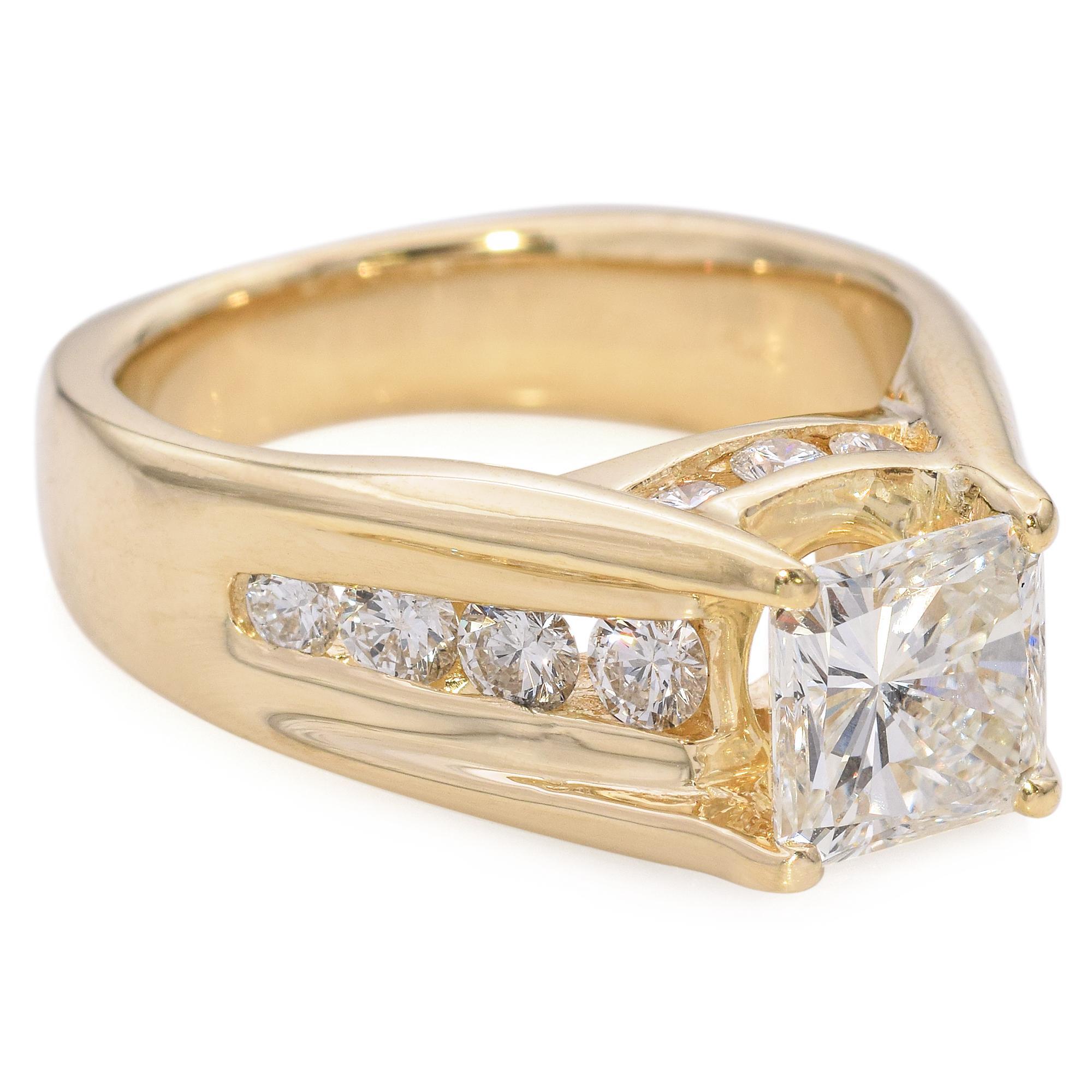 Statement-Ring, 14 Karat Gelbgold 1,58 Karat Prinzessin und Diamant im Rundschliff im Angebot 2