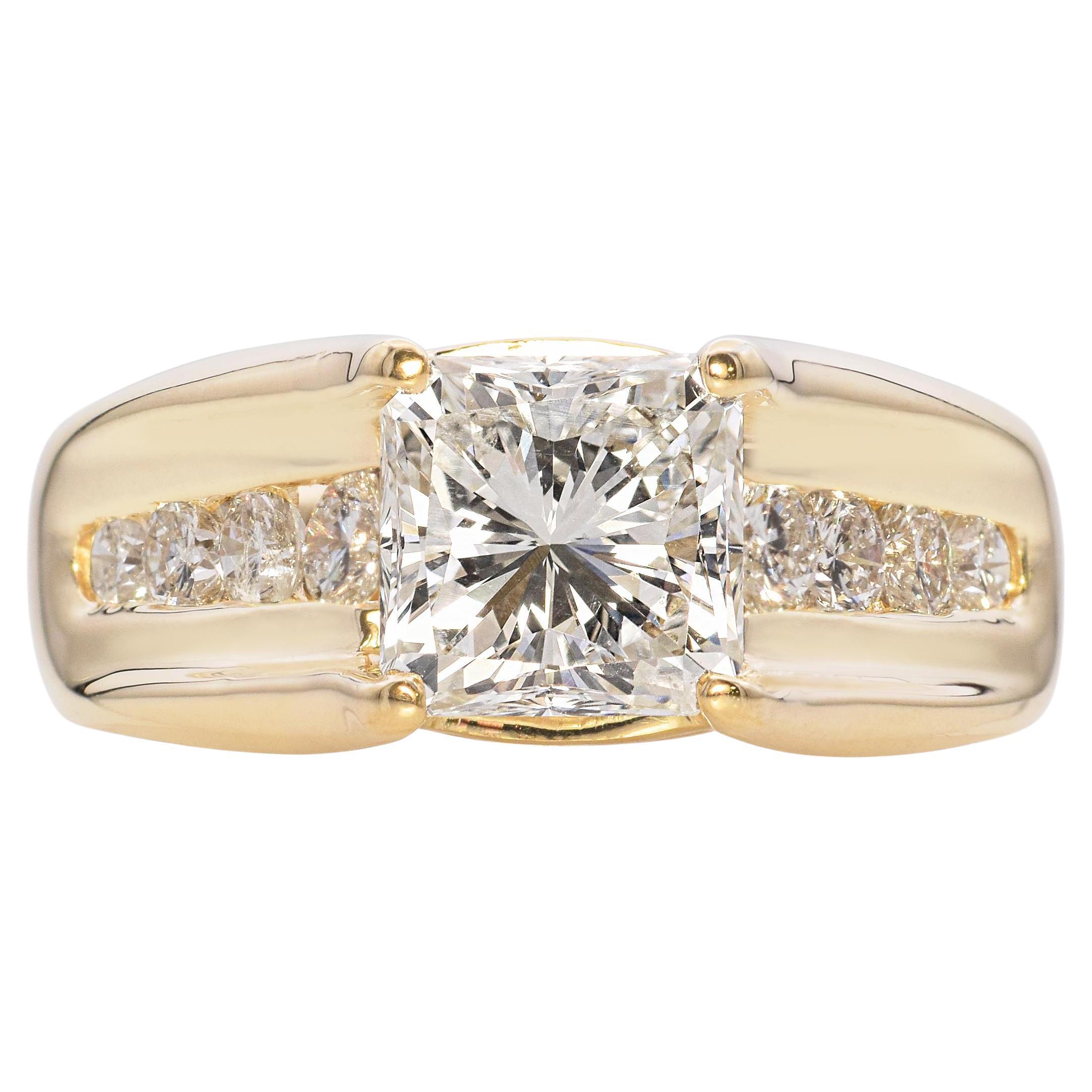 Vintage 14k Yellow Gold 1.58ct Princess and Round Cut Diamond Statement Ring