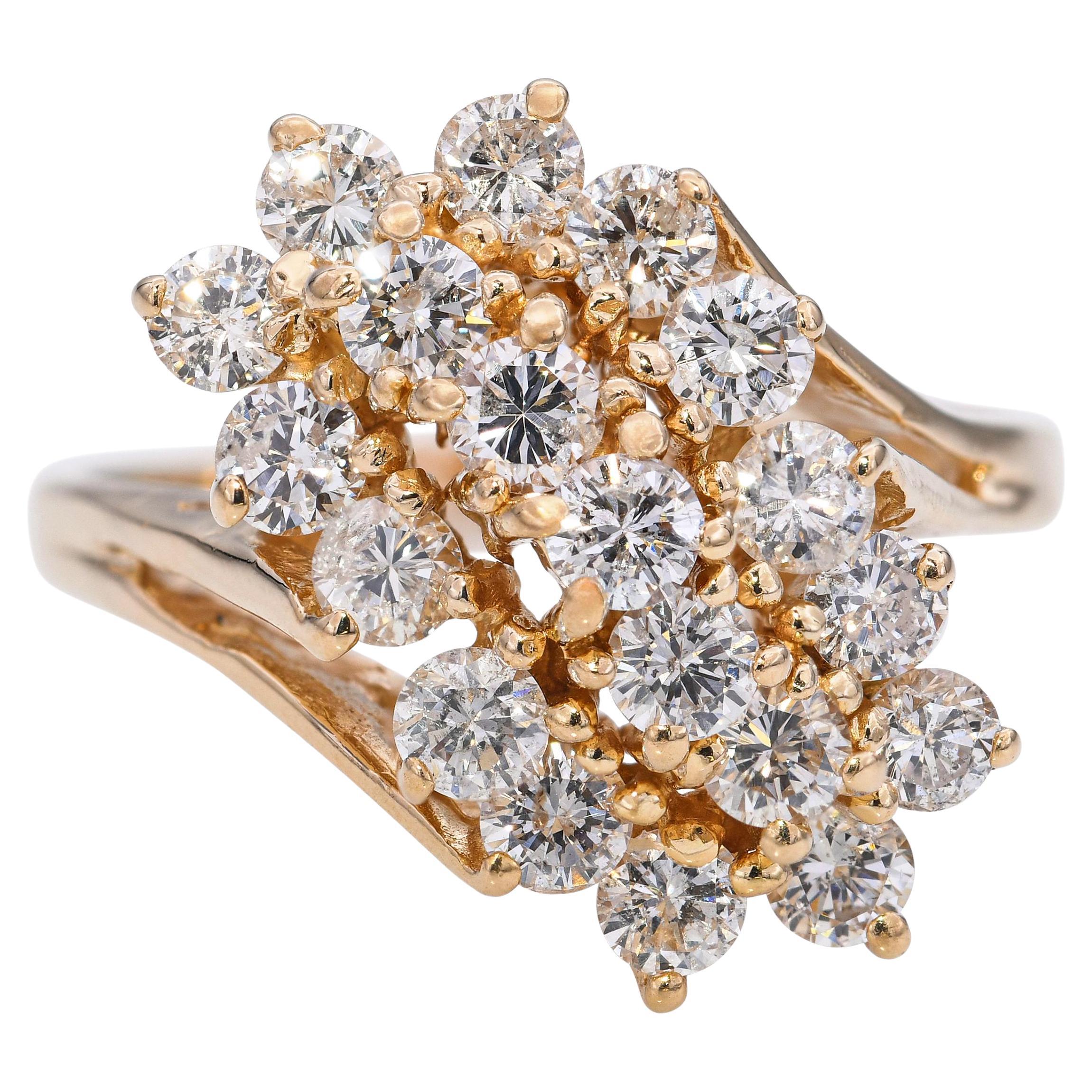 Anello Vintage in oro giallo 14k con cascata di diamanti da 1,61tcw in vendita