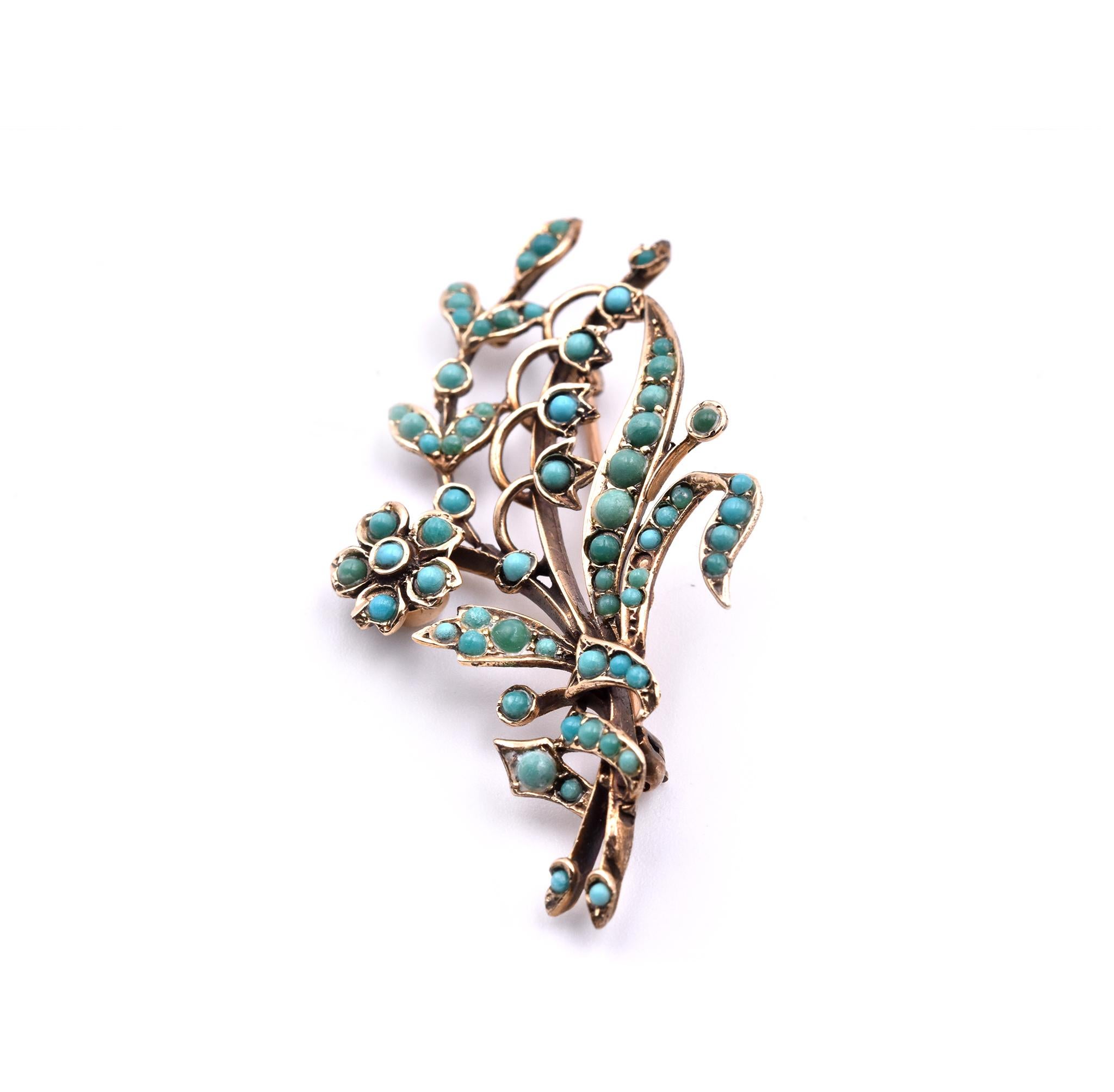 Round Cut Vintage 14 Karat Yellow Gold 1930s-1940s Leaf and Flower Turquoise Pin