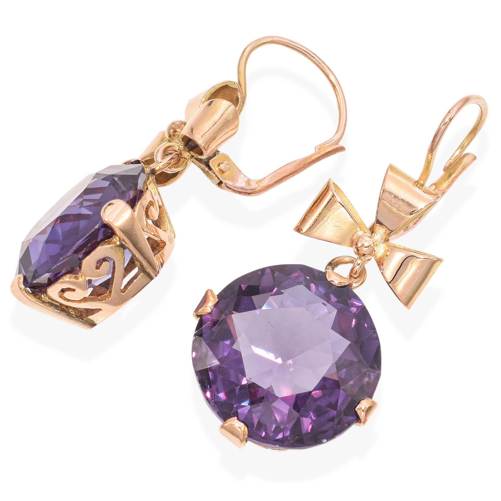 Women's Vintage 14K Yellow Gold 19.76 TCW Lab Alexandrite Dangle Drop Earrings For Sale