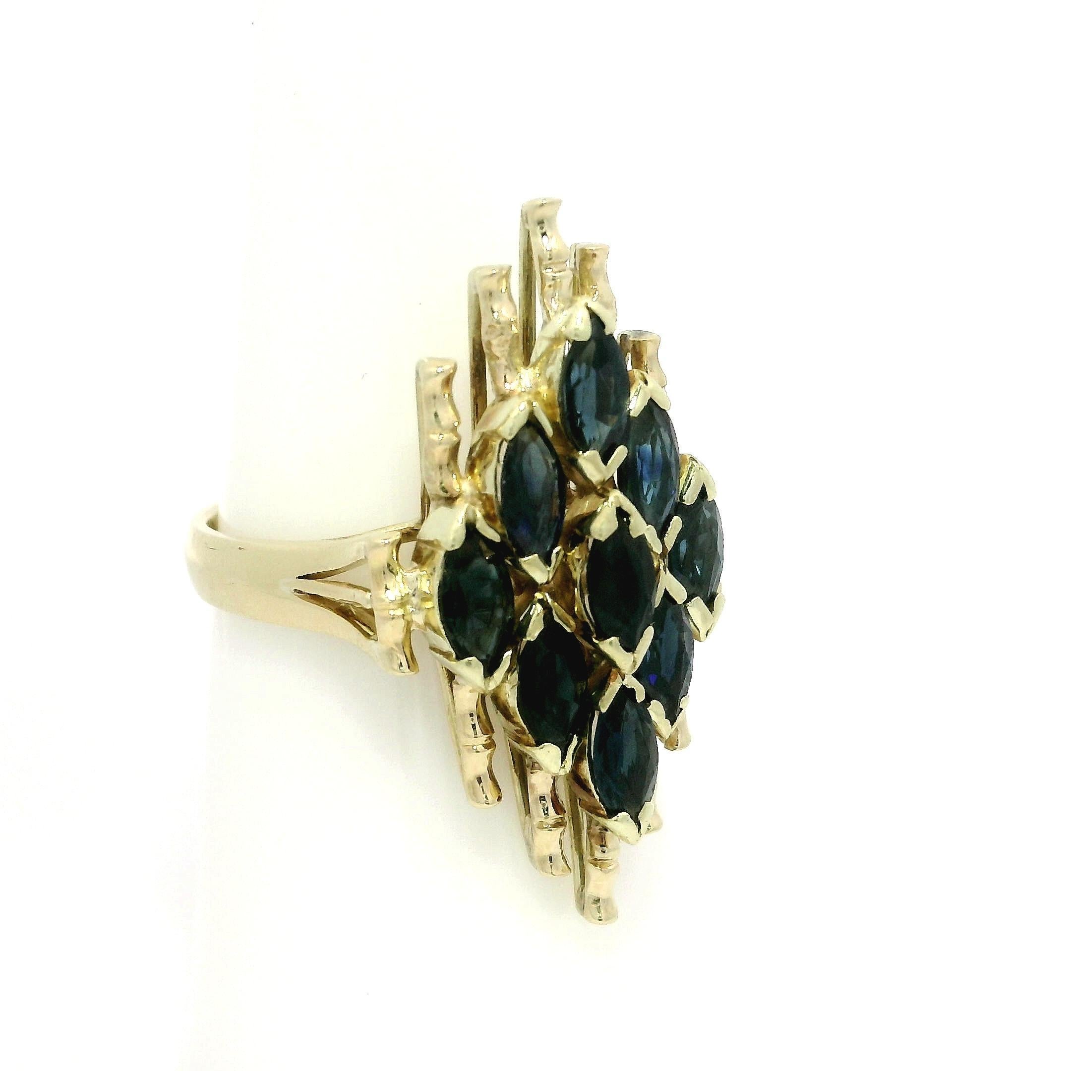 Vintage 14k Gelbgold 2,16ctw blauer Saphir Navette geformt Mosaik Ring im Angebot 3
