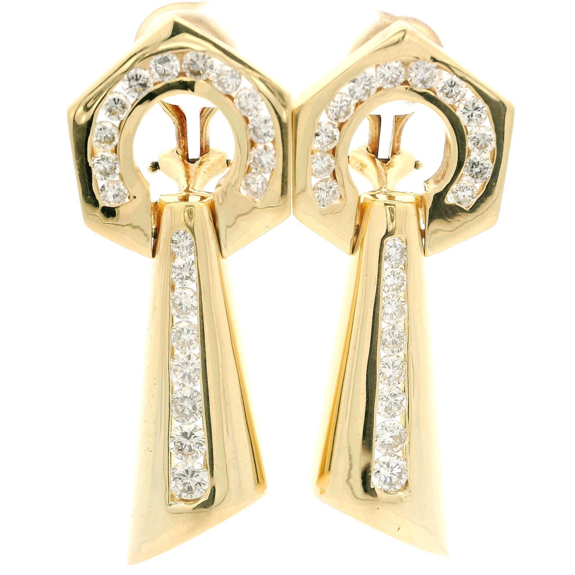 Pendientes de gota geométricos abstractos de canal de diamantes de 2,50 ctw en oro amarillo de 14k vintage en Excelente estado para la venta en Montclair, NJ