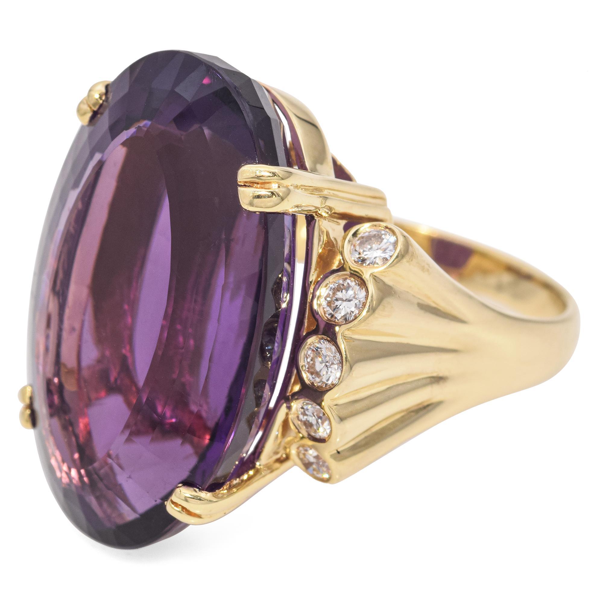Vintage 14k Gelbgold 33,4ct Amethyst Cocktail Ring im Zustand „Gut“ im Angebot in New York, NY