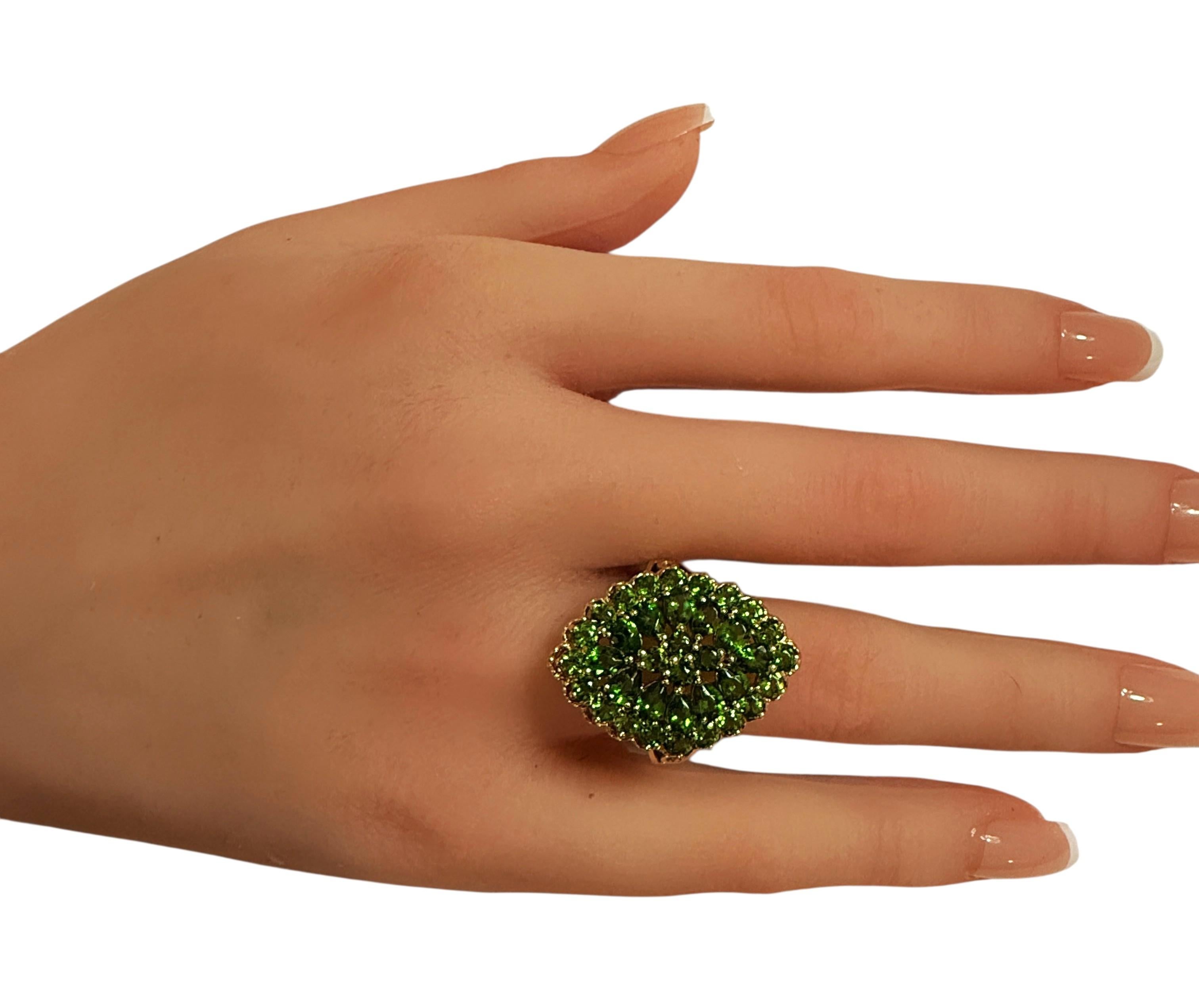 Anello vintage in oro giallo 14k con crisoprasio taglio pera e diamante da 3,60 carati, misura 7 in vendita 5