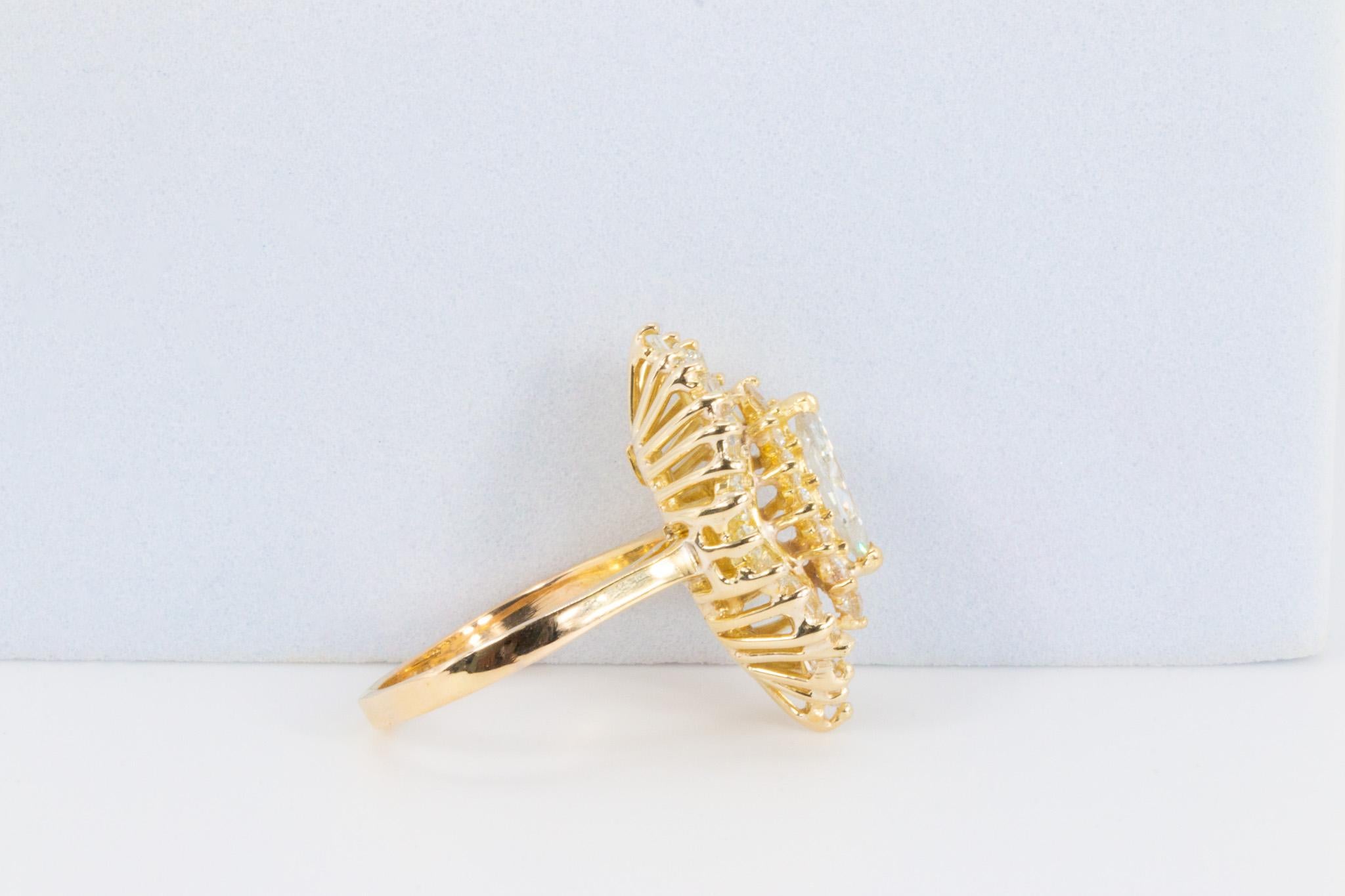 Vintage 14K Gelbgold 3,61 CTW Diamant Ballerina Ring (Marquiseschliff) im Angebot