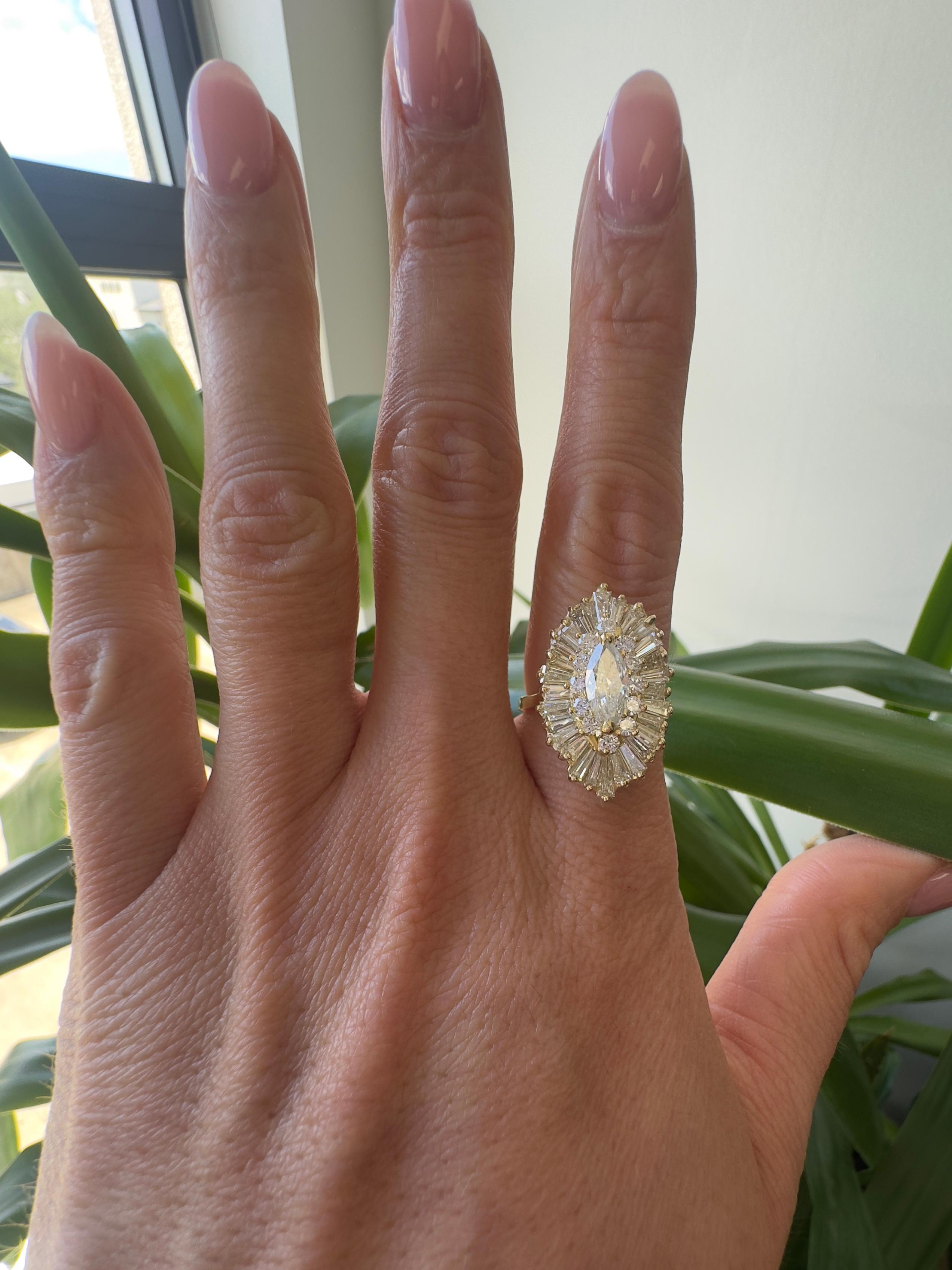 Vintage 14K Gelbgold 3,61 CTW Diamant Ballerina Ring im Angebot 4