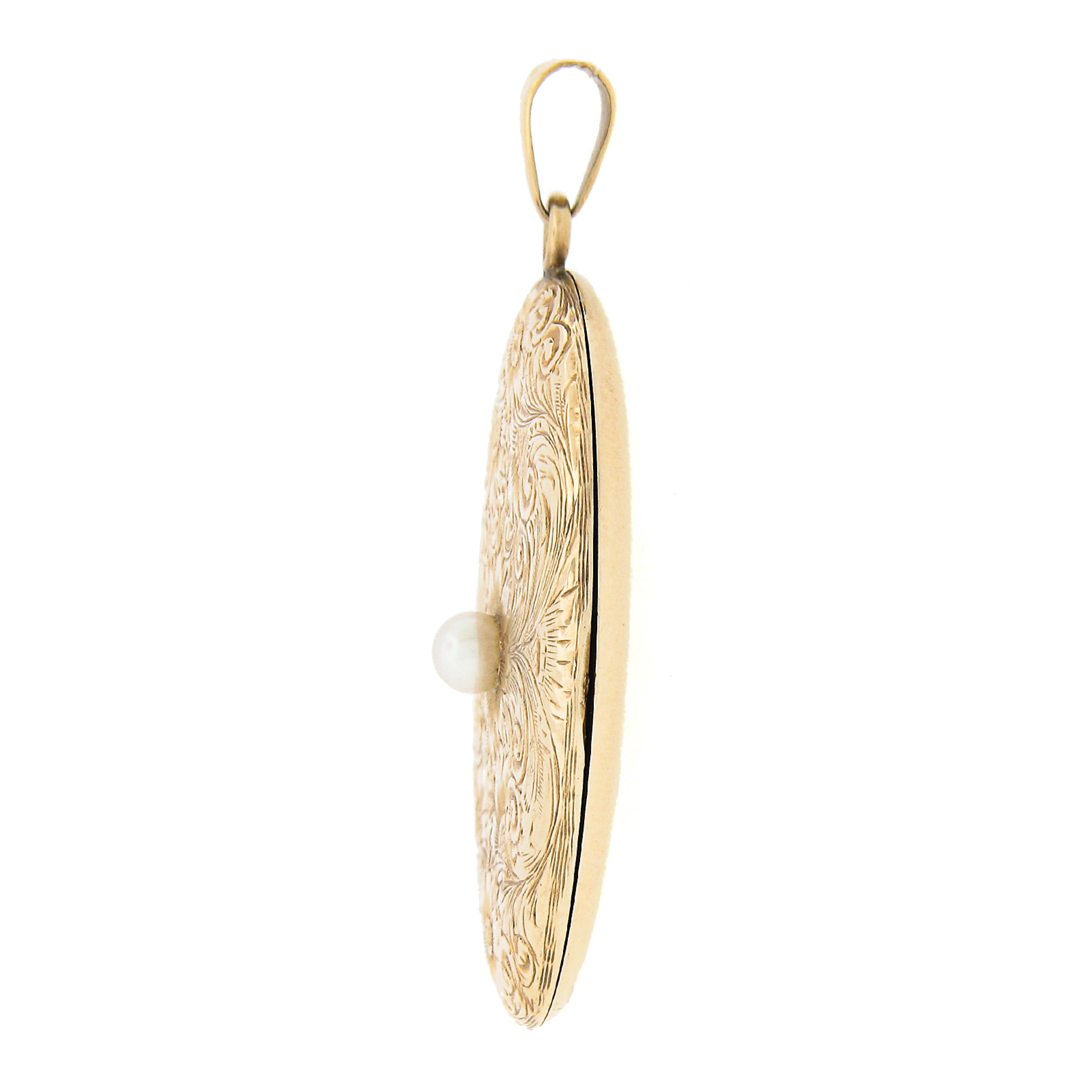 Women's Vintage 14k Yellow Gold 3.9mm Pearl Hand Engraved Oval Large Locket Pendant For Sale