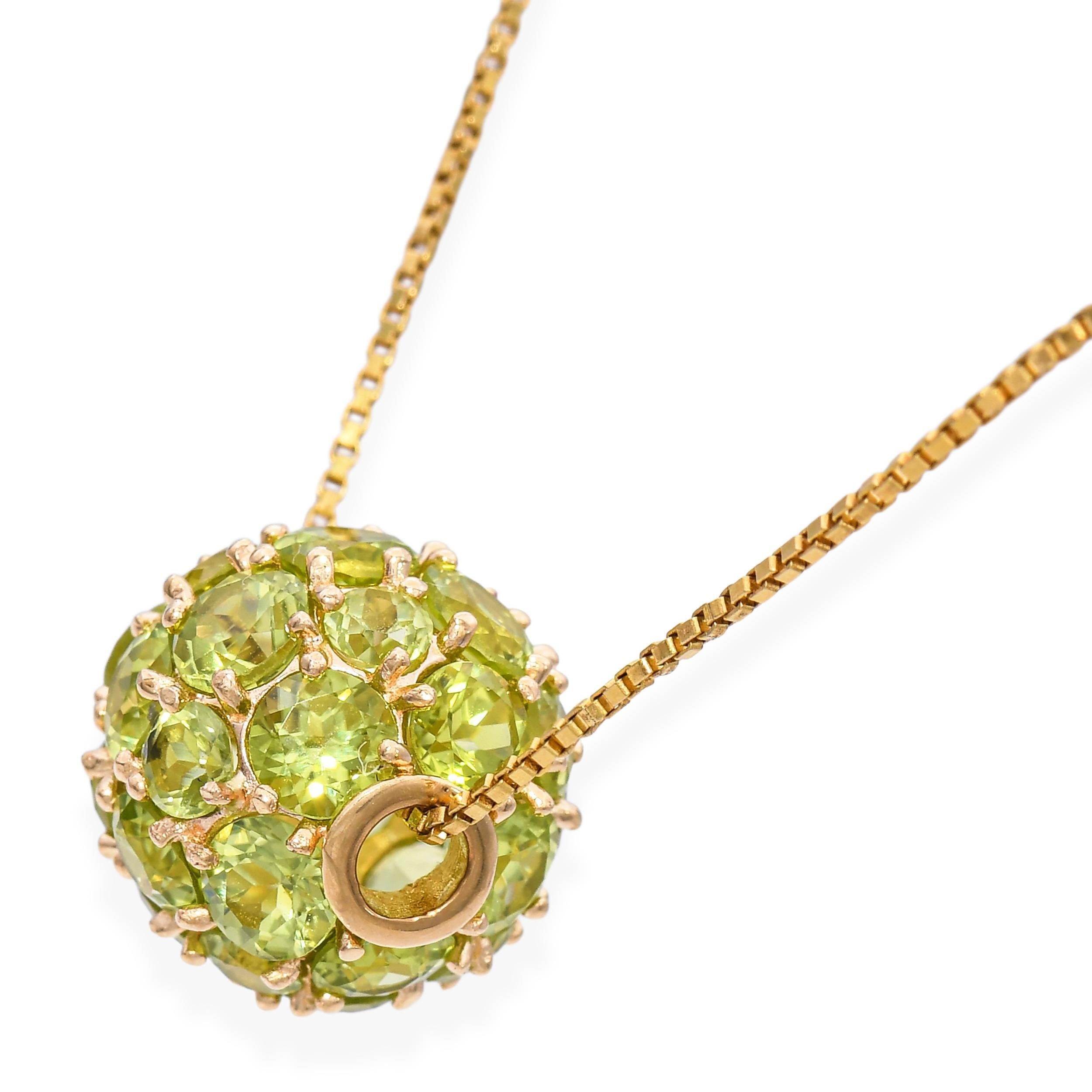 Vintage By in oro giallo 14k, collana con ciondolo a sfera con peridoto da 6,01 carati In condizioni buone in vendita a New York, NY