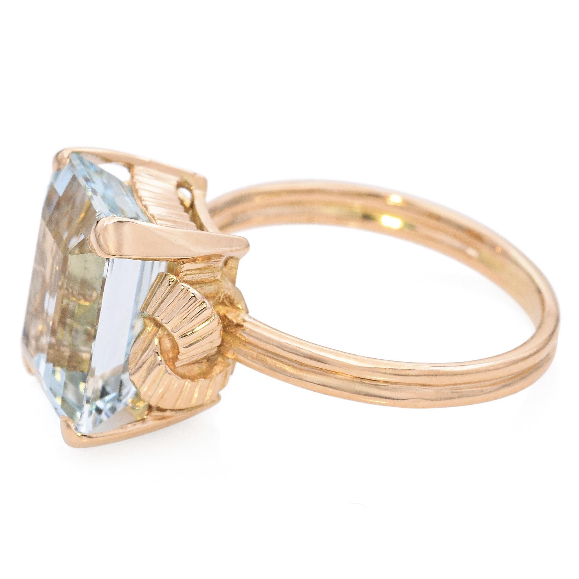 Bague fantaisie vintage en or jaune 14 carats avec aigue-marine de 6,6 carats Bon état - En vente à New York, NY