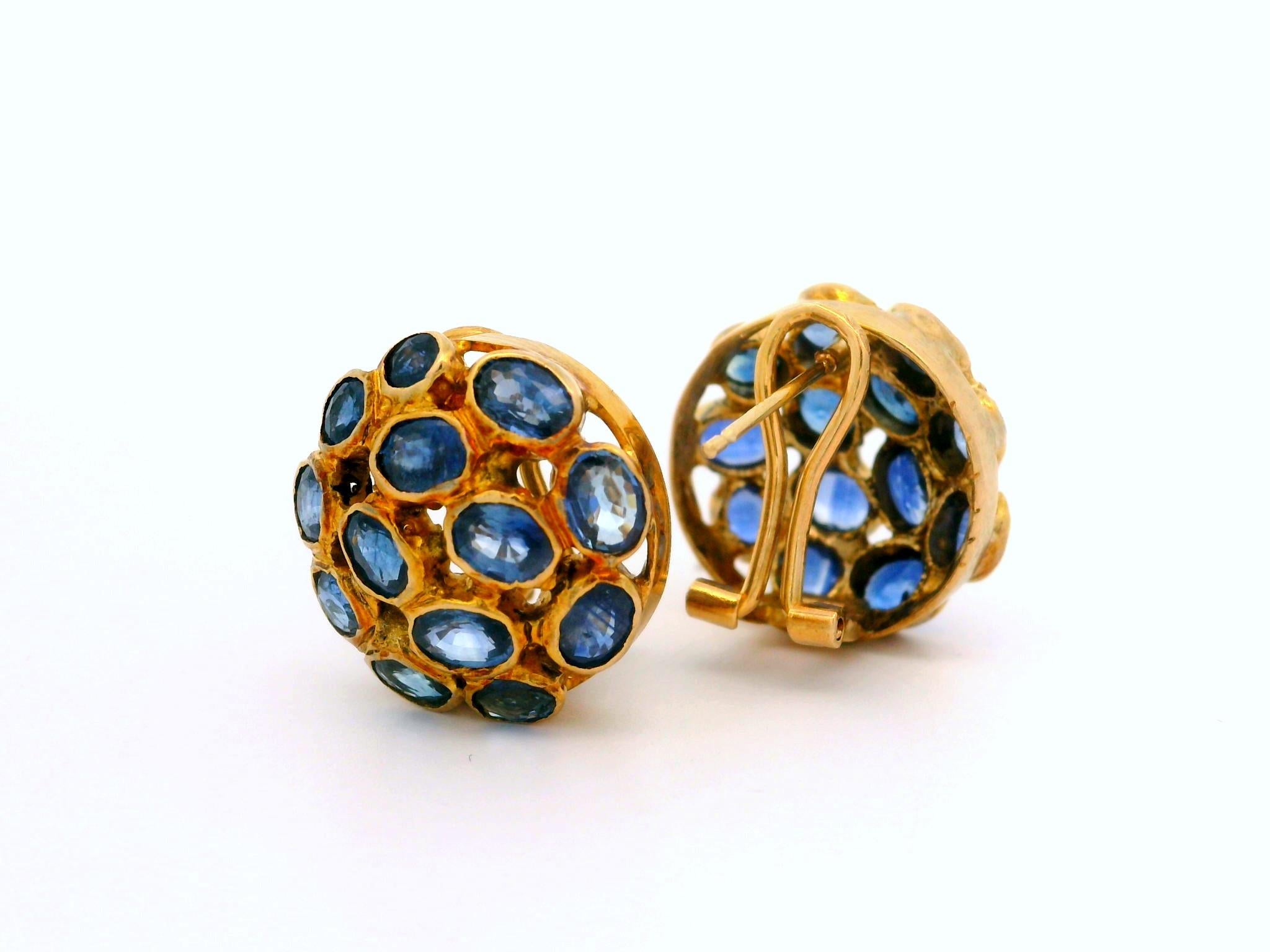 Women's Vintage 14k Yellow Gold 6ctw Mosaic Bezel Set Sapphire Omega Back Button Earring For Sale
