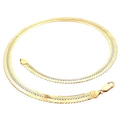 Vintage 14k Yellow Gold 7.19mm Wide Flat Herringbone Chain Chocker Necklace