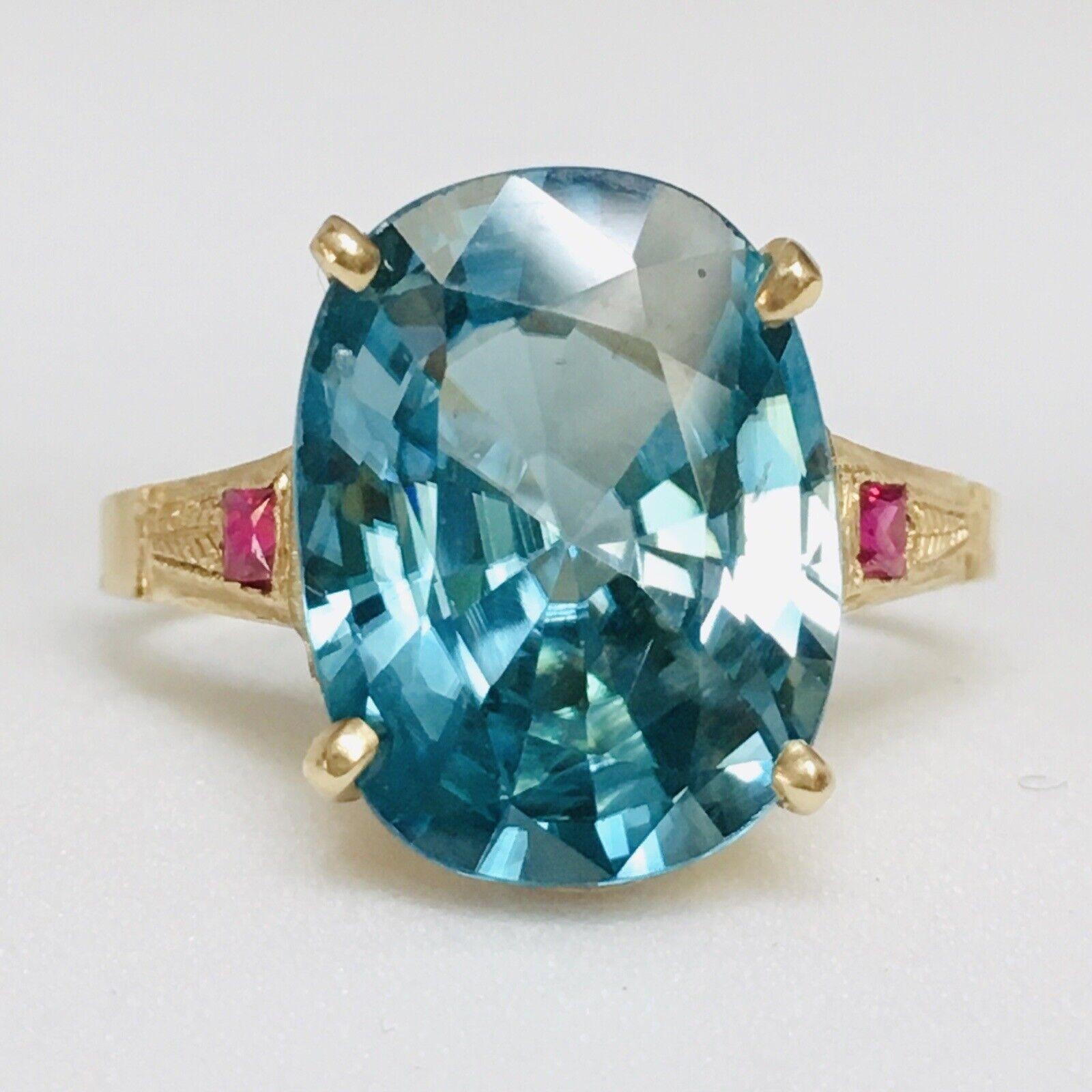 Oval Cut Vintage 14K Yellow Gold 7.5 Carat Oval Faceted Blue Zircon Ruby Ring Size 7 For Sale
