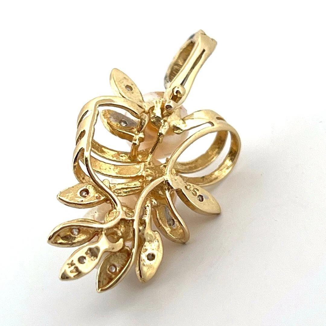Vintage 14K Yellow Gold 7mm Akoya Pearl & Diamond Pendant Enhancer In Excellent Condition For Sale In Carmel By The Sea, CA