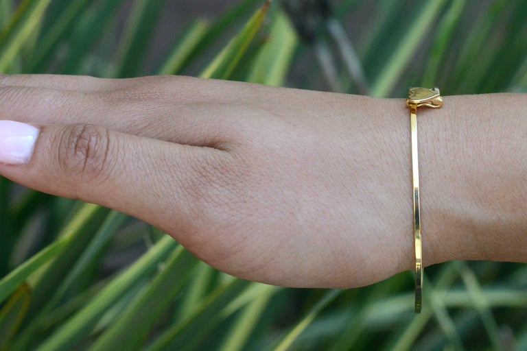Adjustable Bracelet with Shiny Open Heart in 14k Yellow Gold