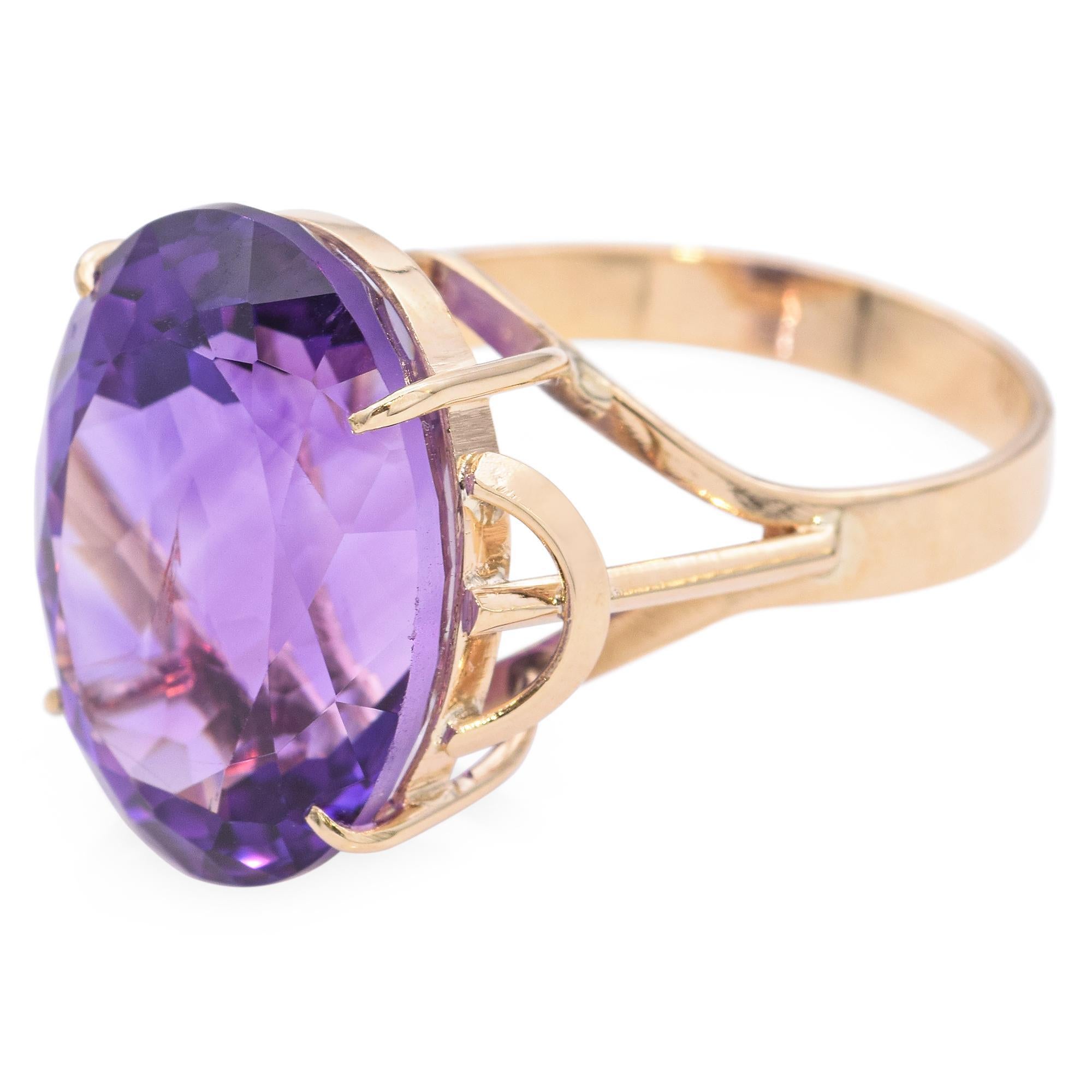 Bague cocktail vintage en or jaune 14 carats avec améthyste Bon état - En vente à New York, NY
