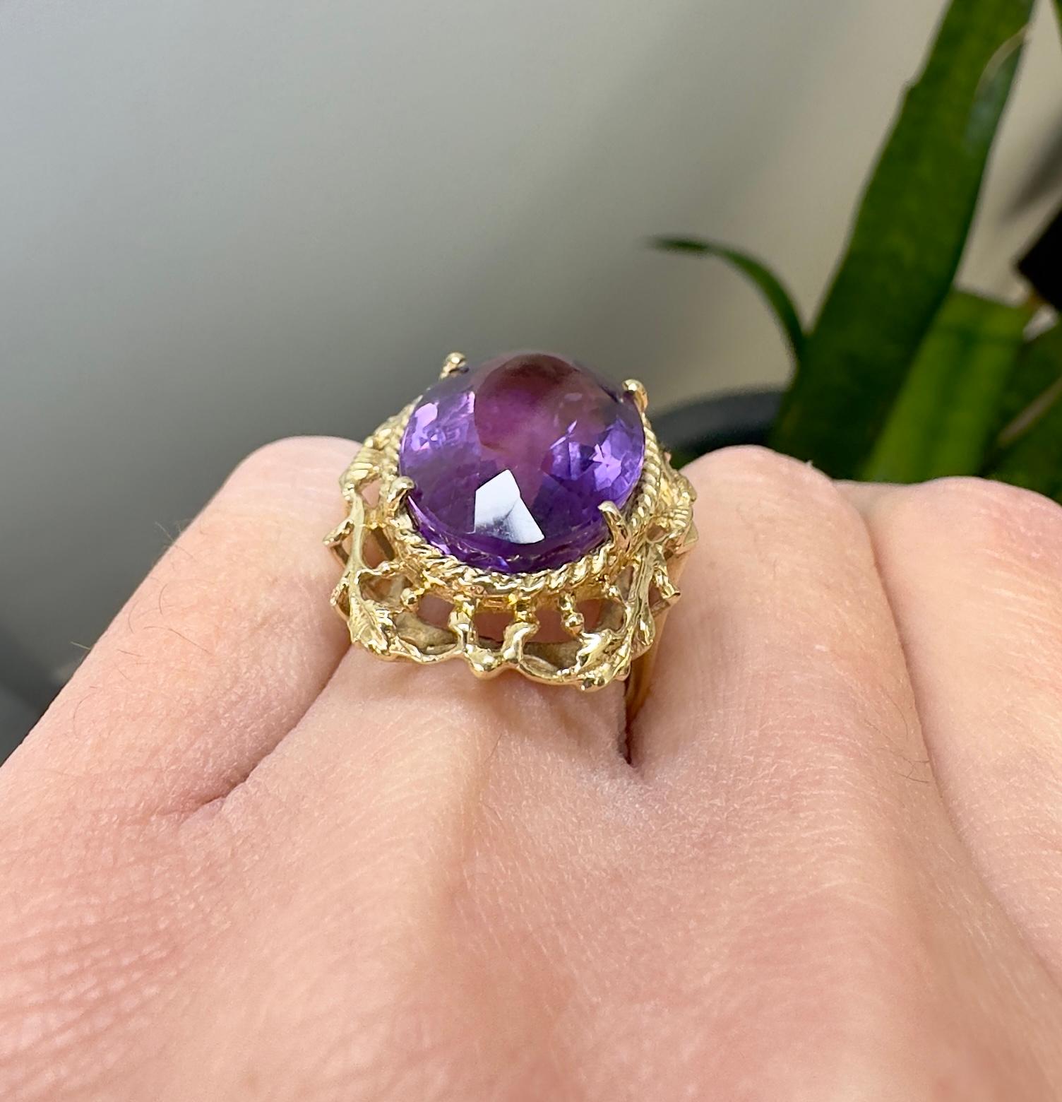 Vintage 14k Yellow Gold Amethyst Cocktail Ring For Sale 1