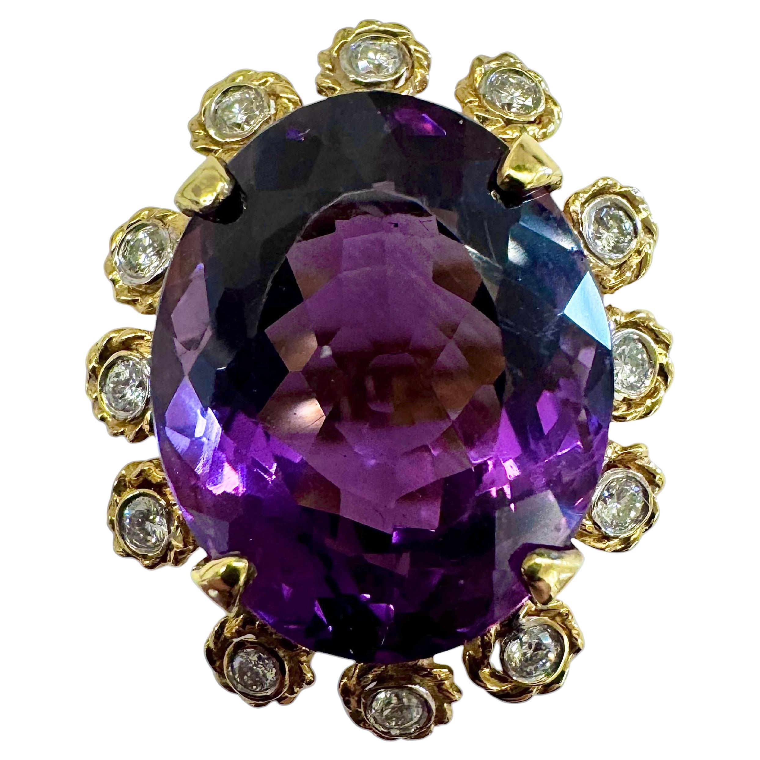 Anello vintage in oro giallo 14K con ametista e diamanti a grappolo