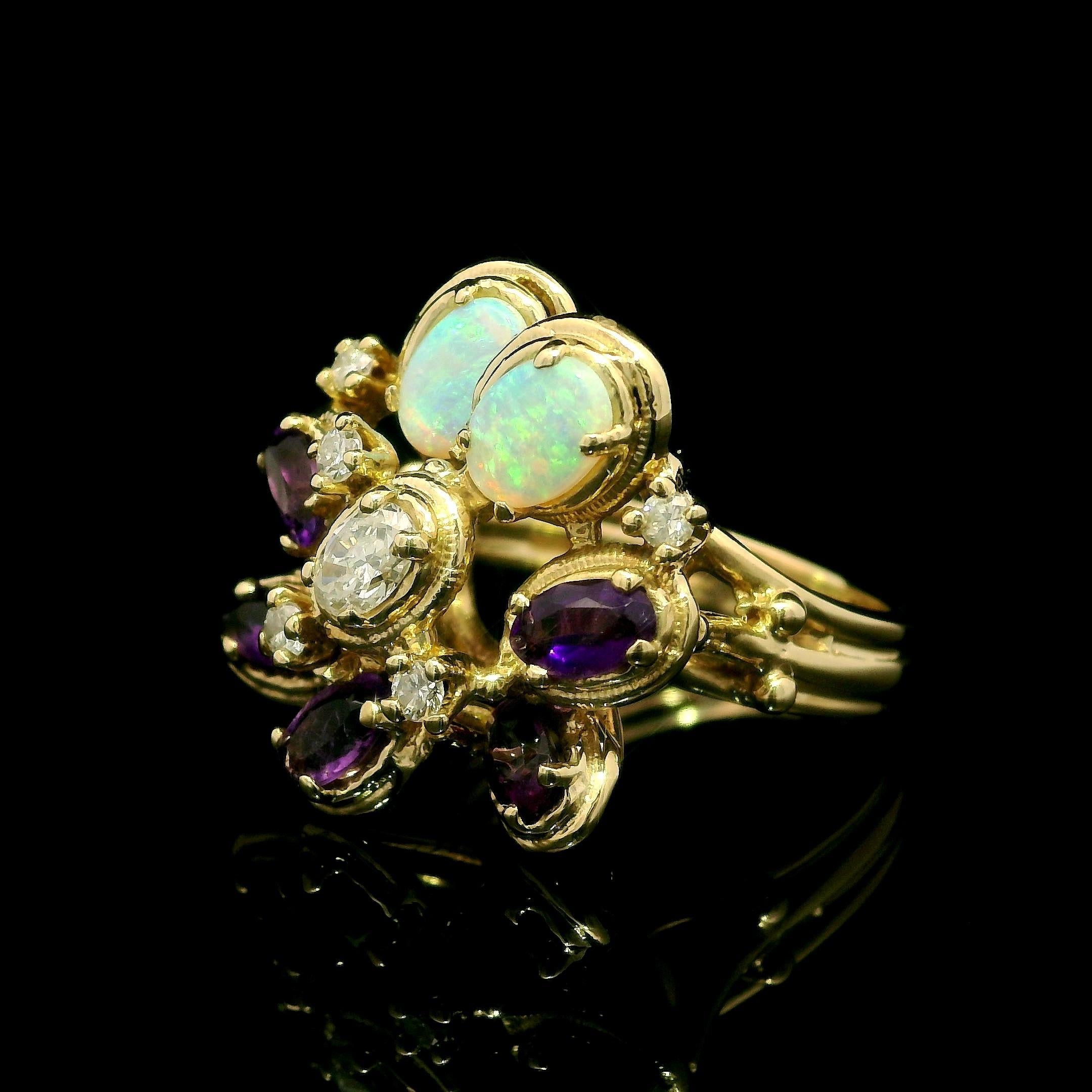 Vintage 14k Gelbgold Amethyst Opal Diamant Blume Cluster Cocktail Ring im Angebot 8