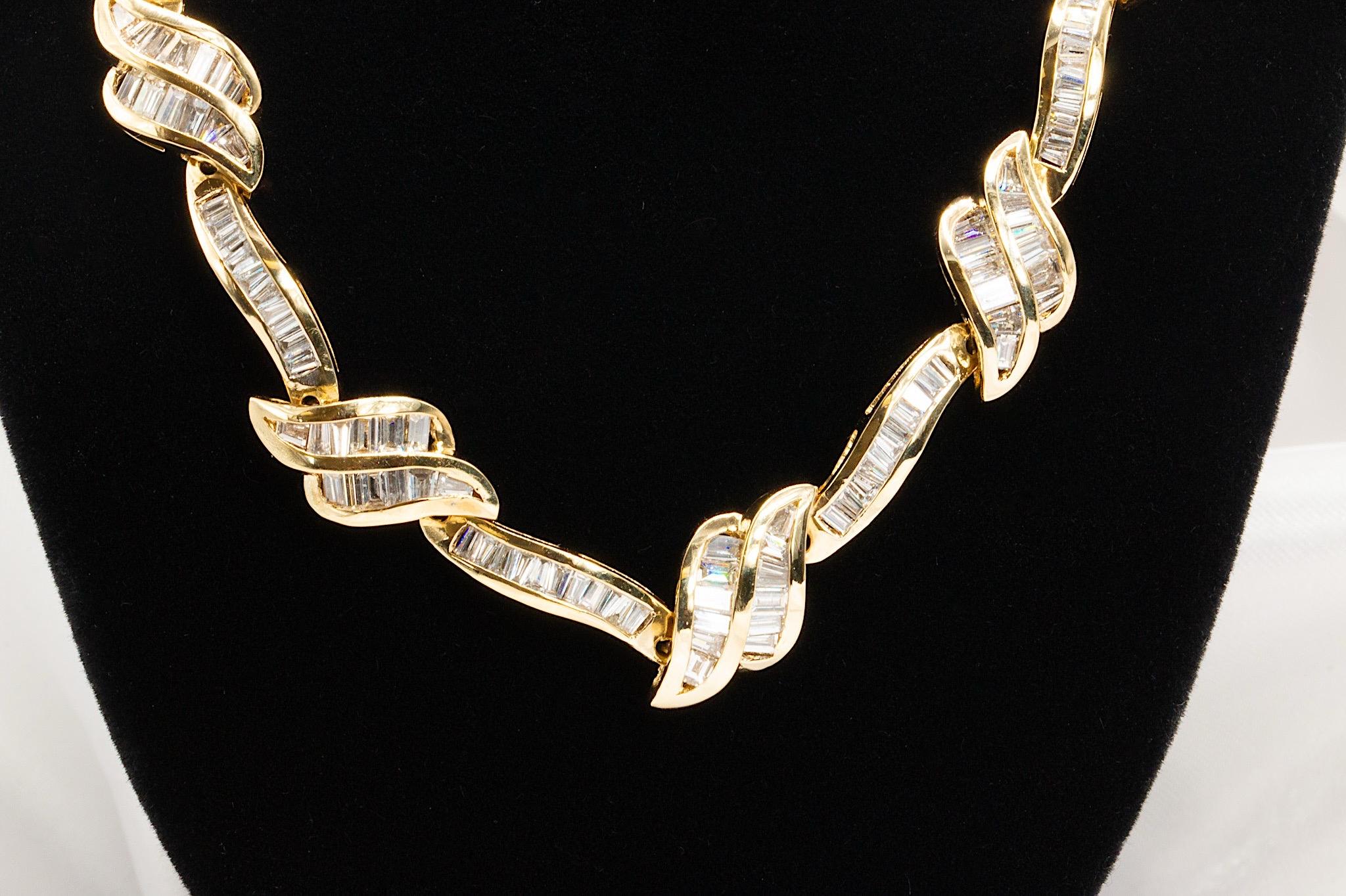 Collier vintage en or jaune 14 carats et diamants baguette en vente 2