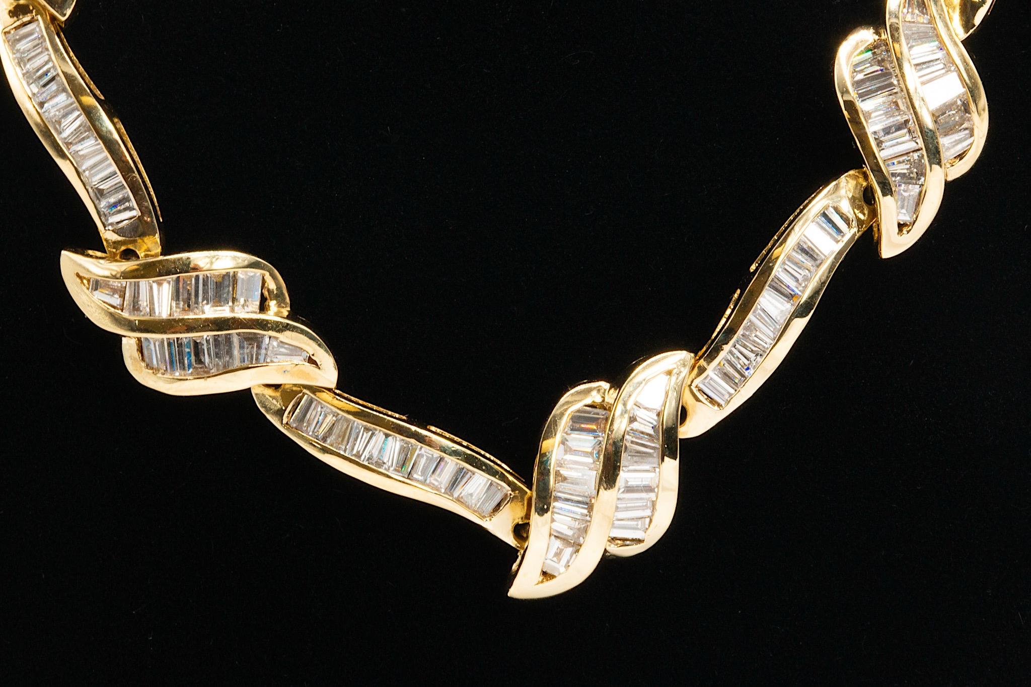 Collier vintage en or jaune 14 carats et diamants baguette en vente 3