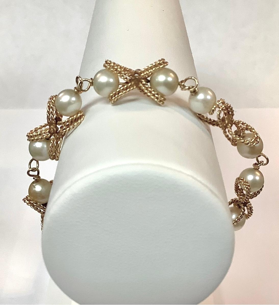 Moderne Bracelet vintage en or jaune 14K et perles en vente