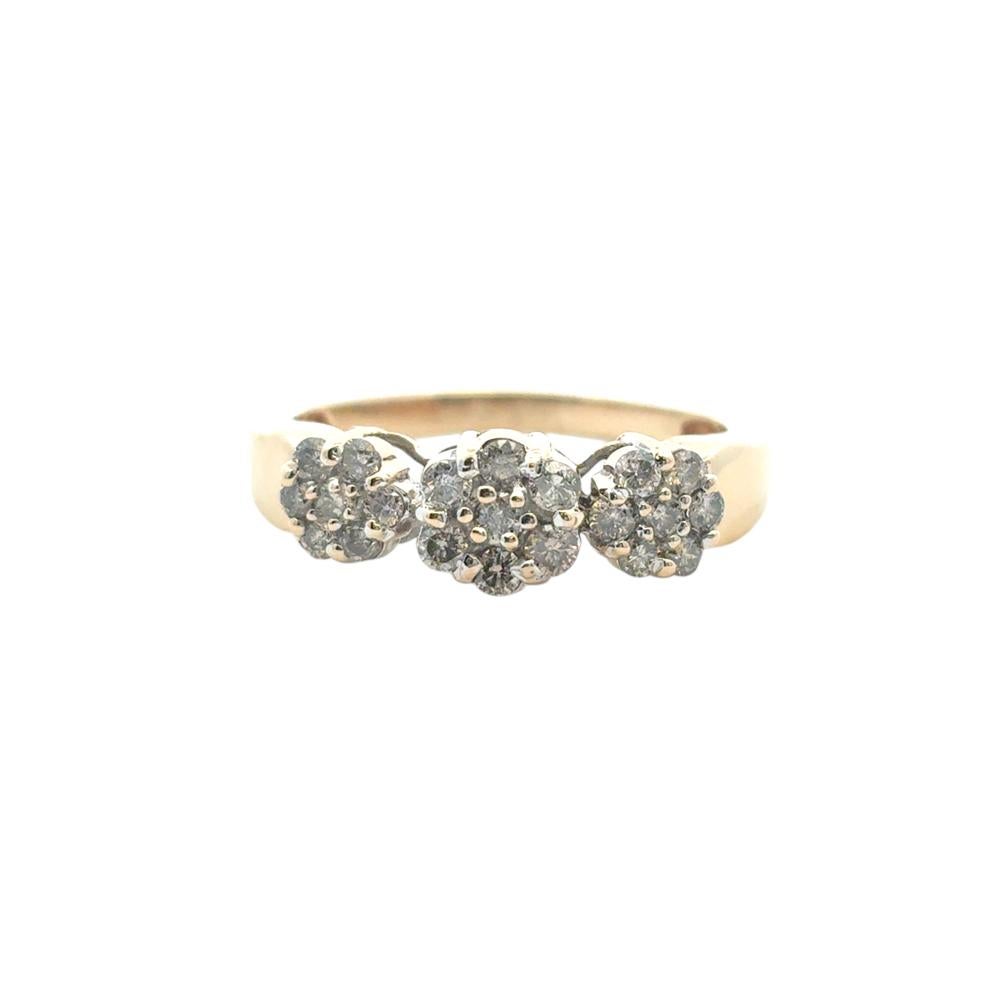 Vintage 14k Yellow Gold approx. 0.32ctw Natural Round Diamond Three Flower Ring en vente 5