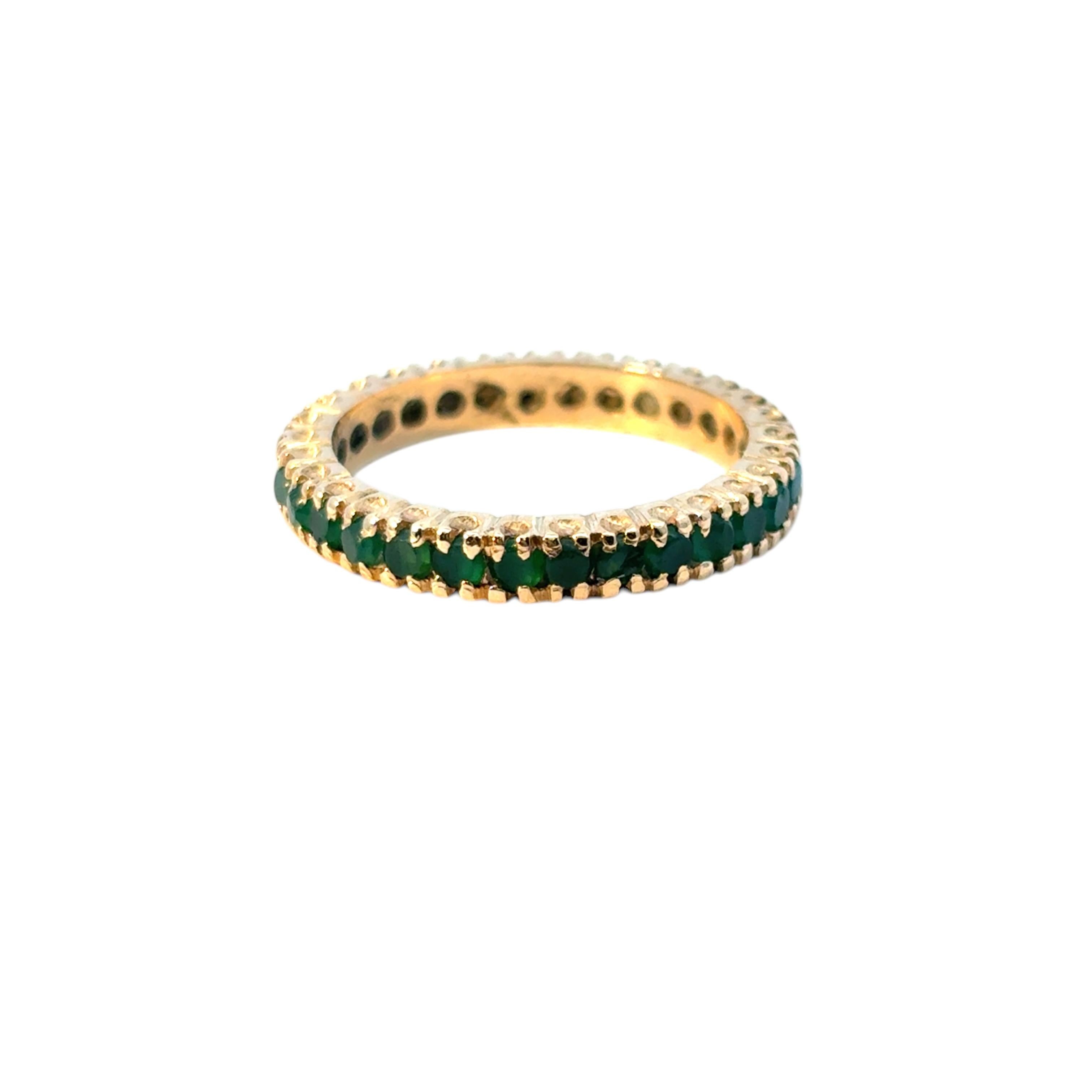 Anello vintage in oro giallo 14k con smeraldo di circa 0,51ctw in vendita 1