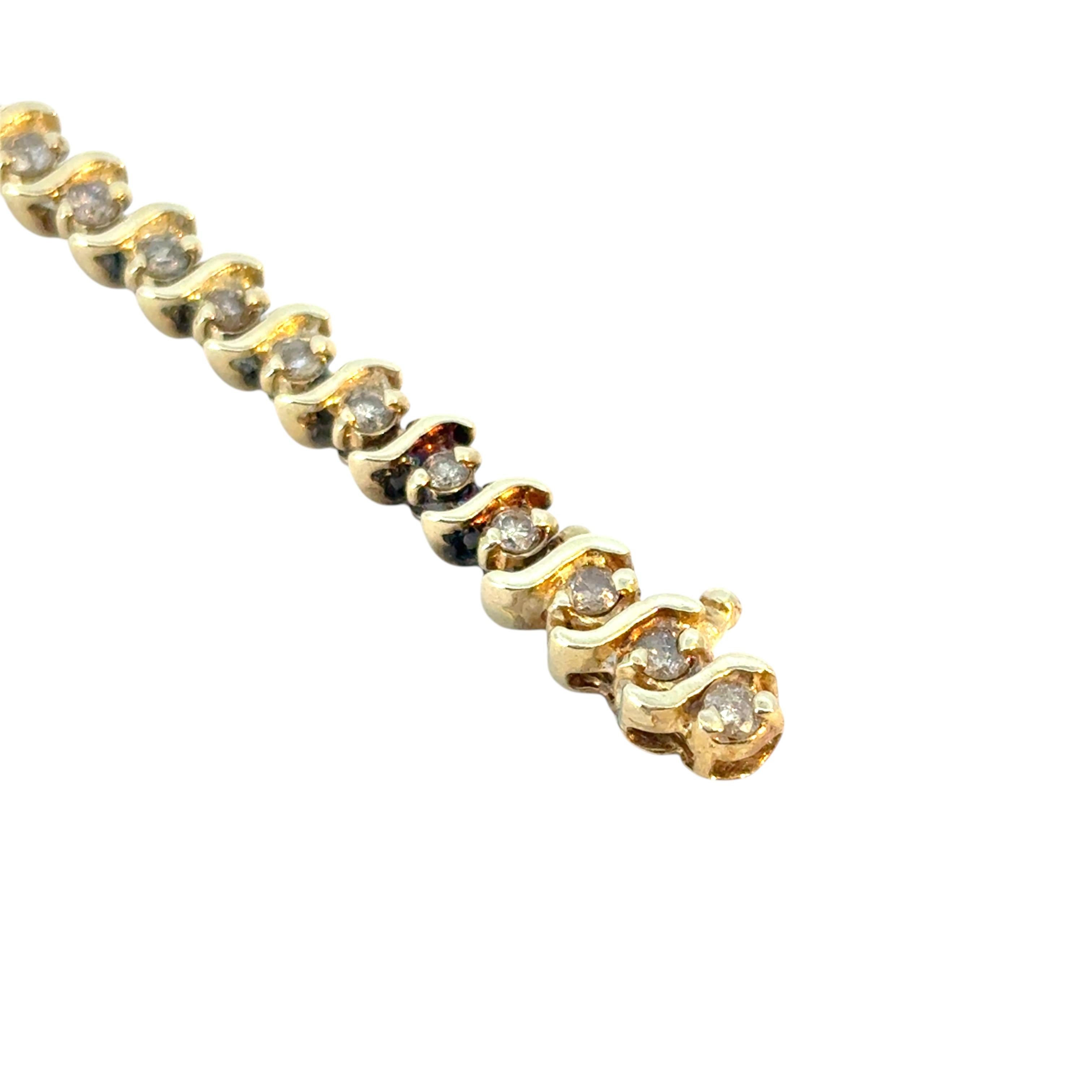 Vintage 14k Yellow Gold Approx. 2.94 Carat Diamond Tennis Bracelet For Sale 4